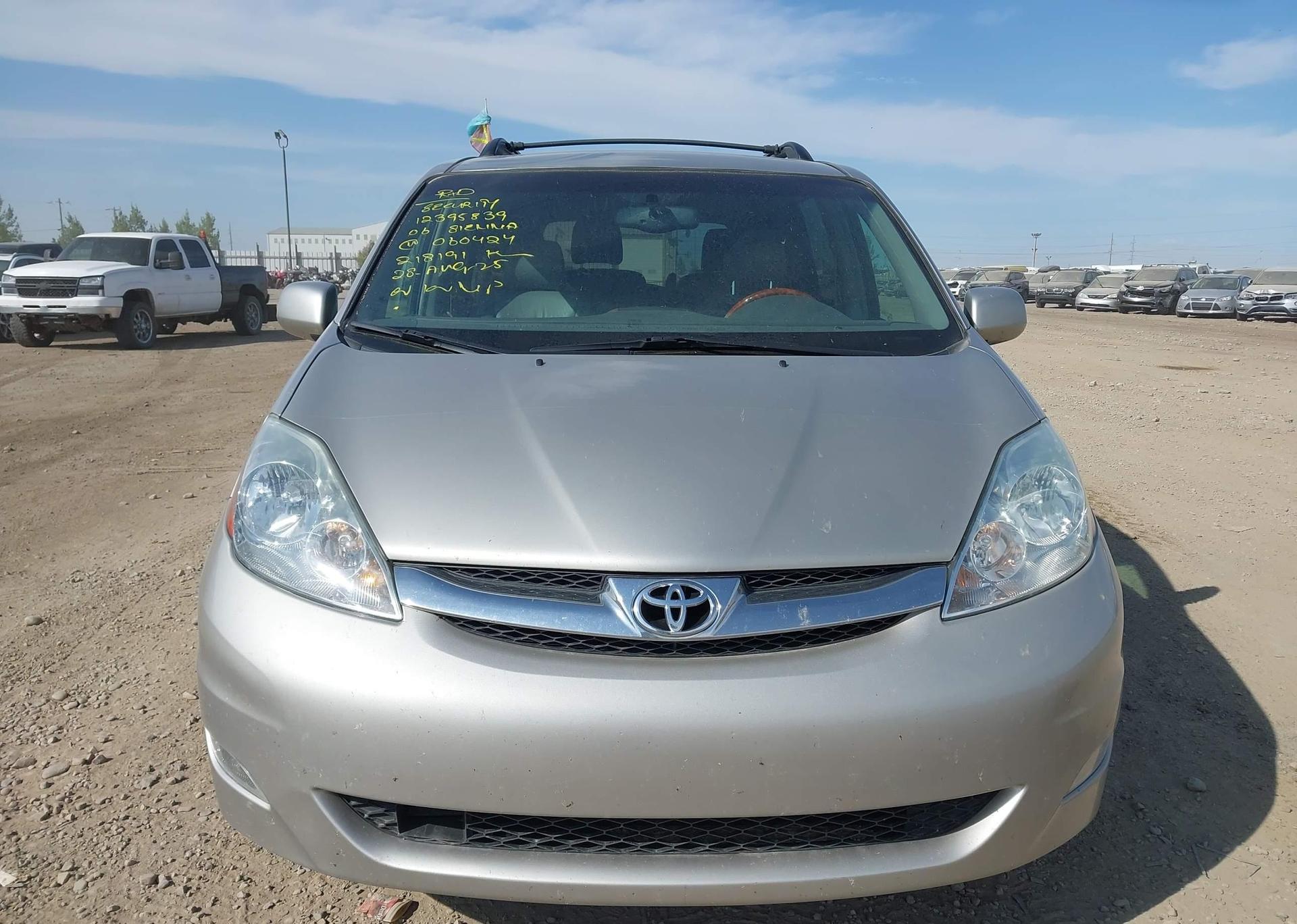 2006 TOYOTA SIENNA XLE LIMITED 7 PASSENGER