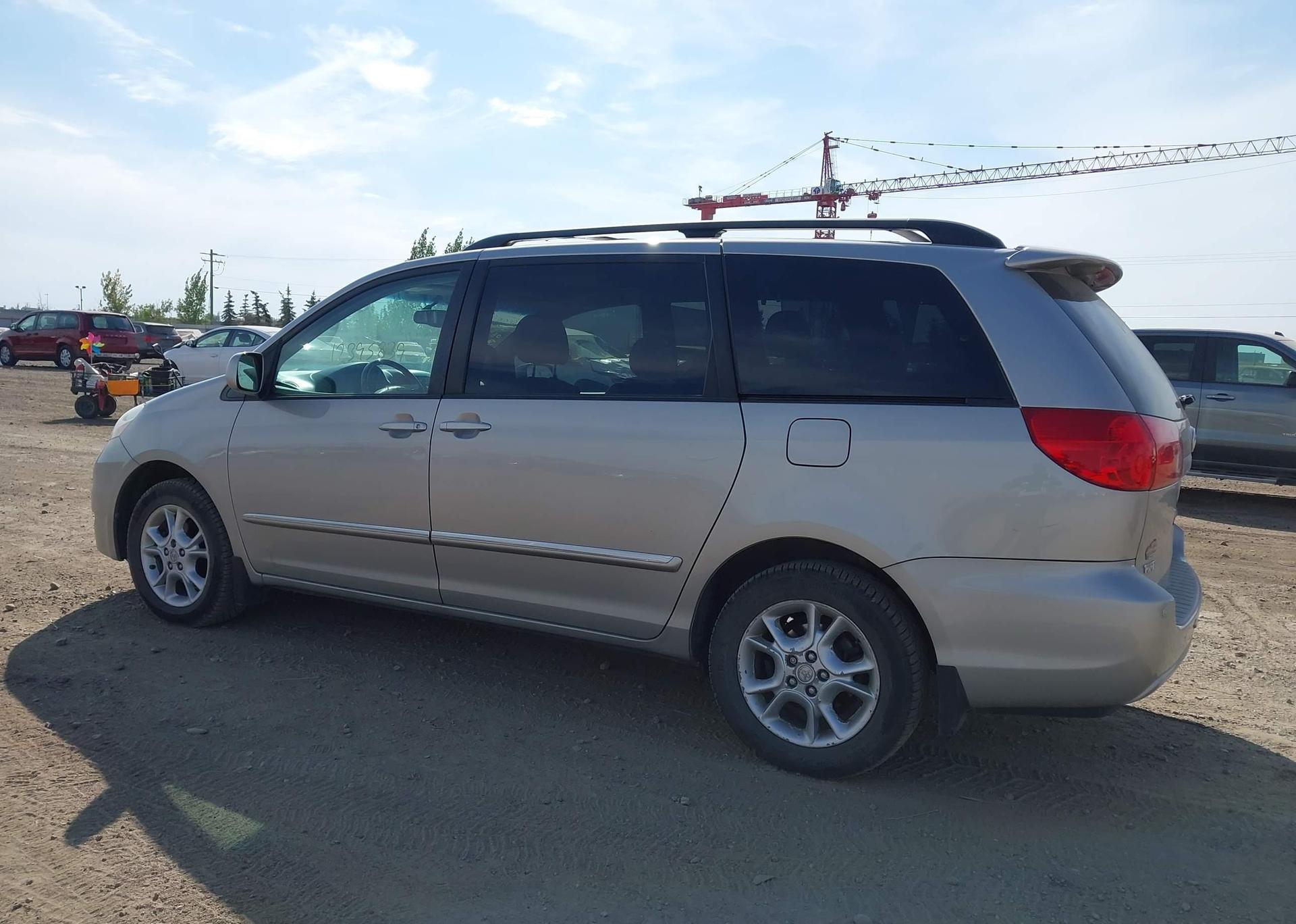 2006 TOYOTA SIENNA XLE LIMITED 7 PASSENGER