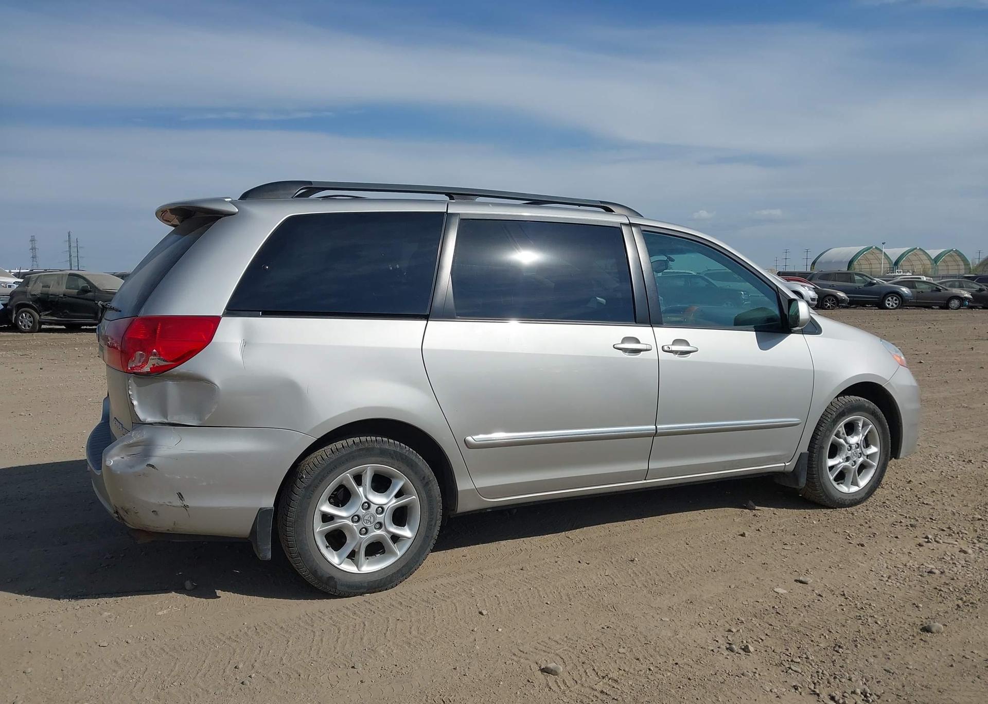 2006 TOYOTA SIENNA XLE LIMITED 7 PASSENGER