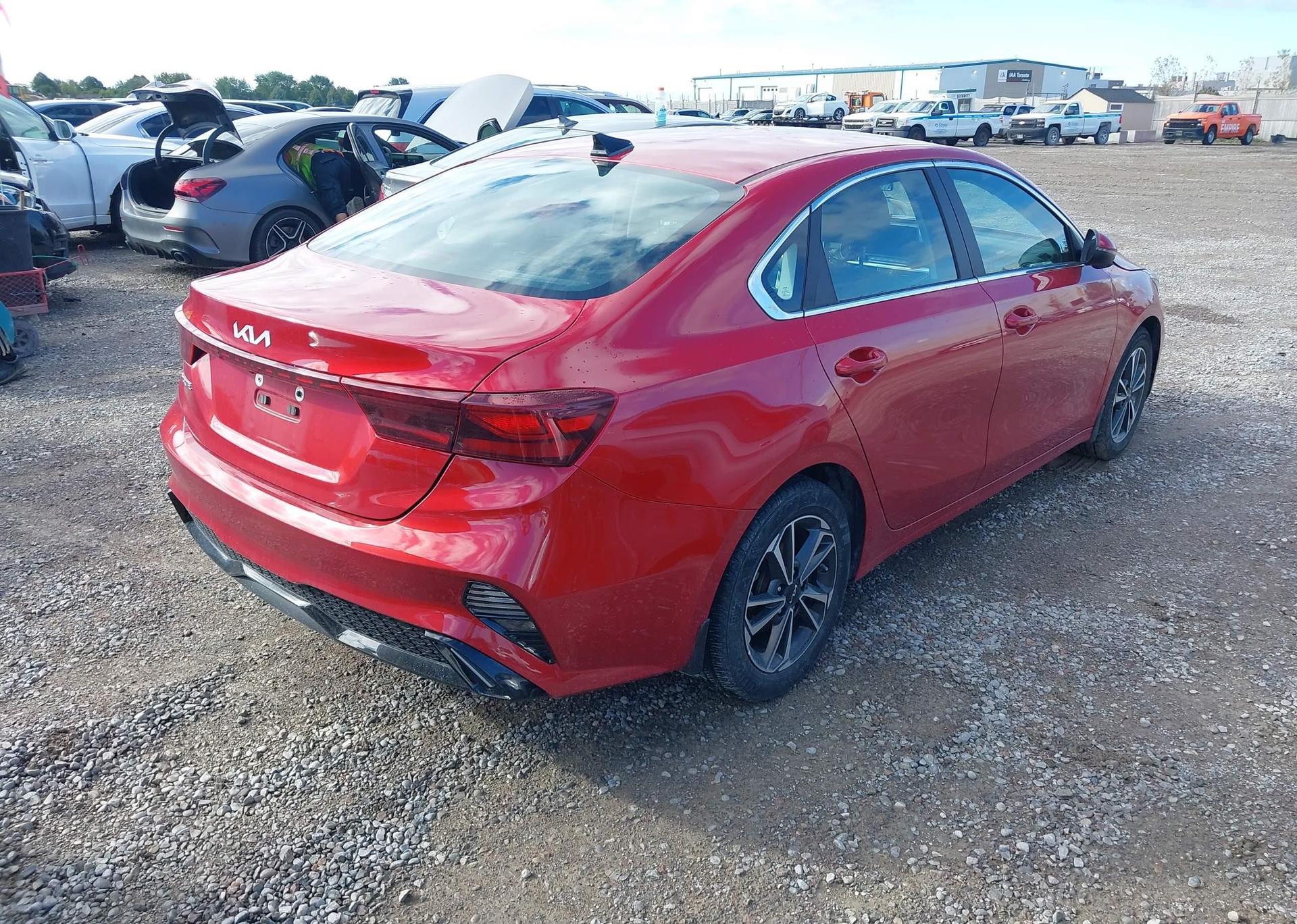 2023 KIA FORTE EX