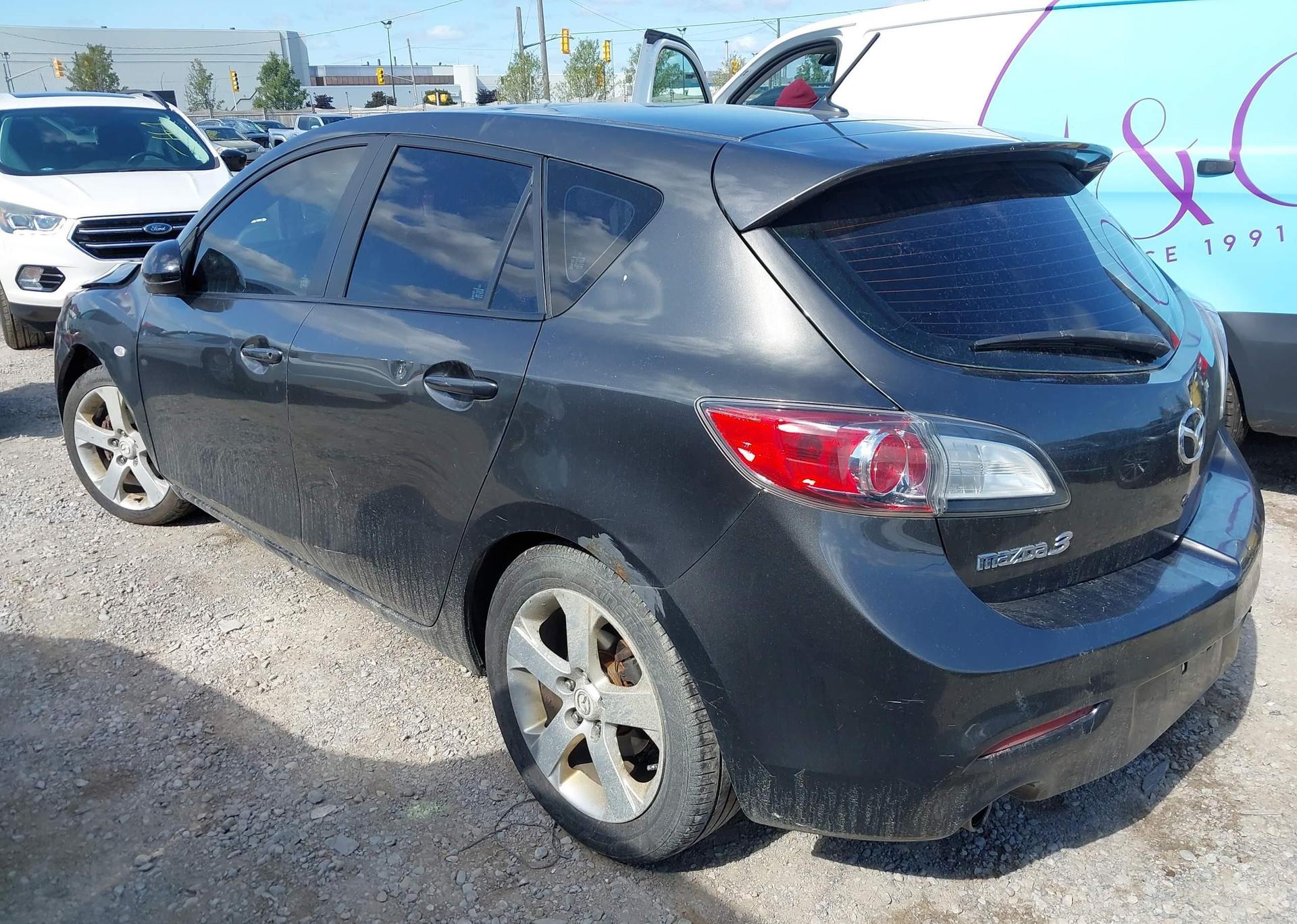 2010 MAZDA 3 I