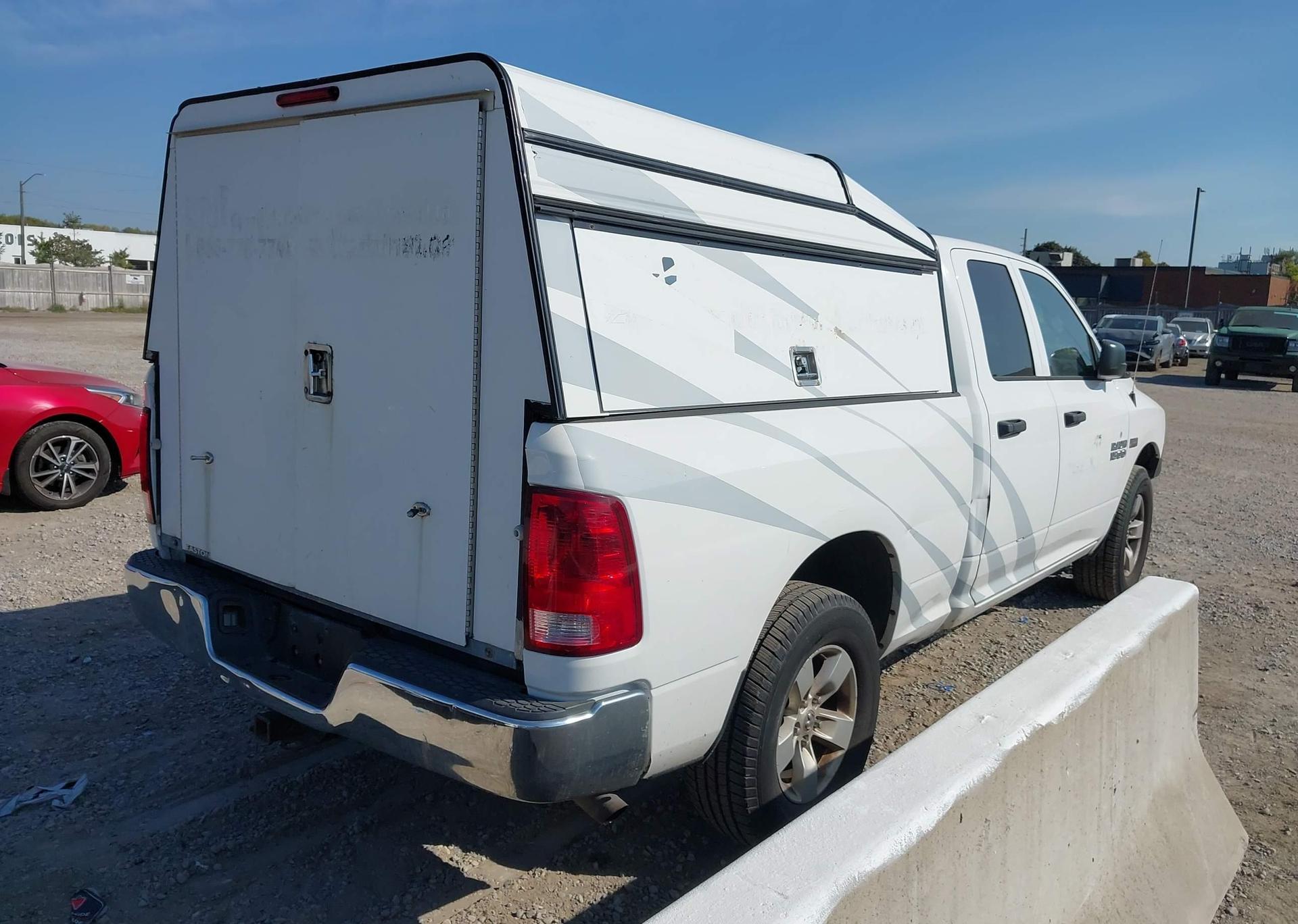 2014 RAM 1500 ST
