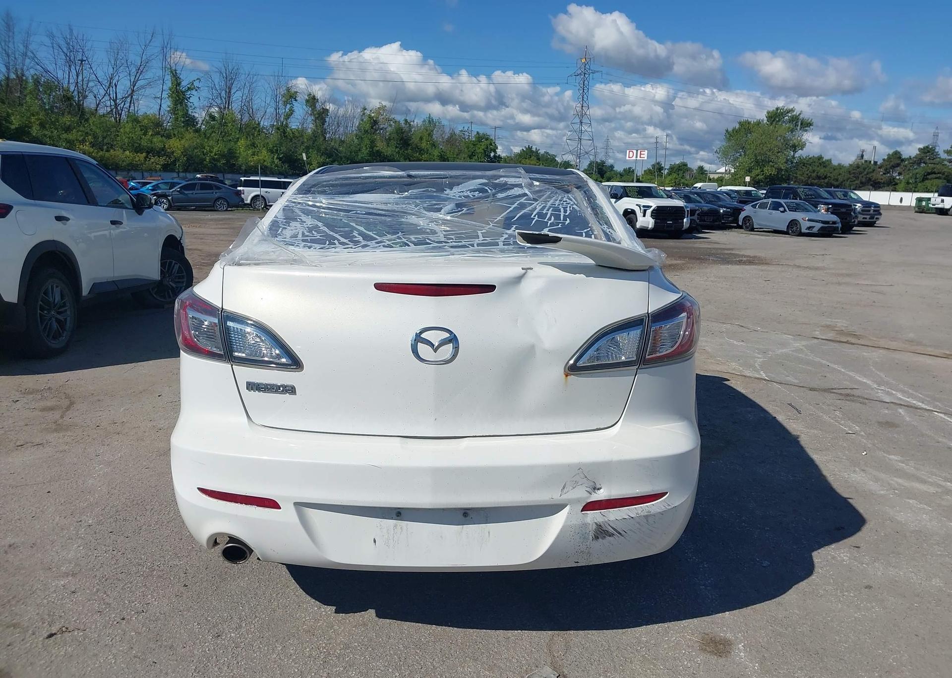 2012 MAZDA MAZDA3