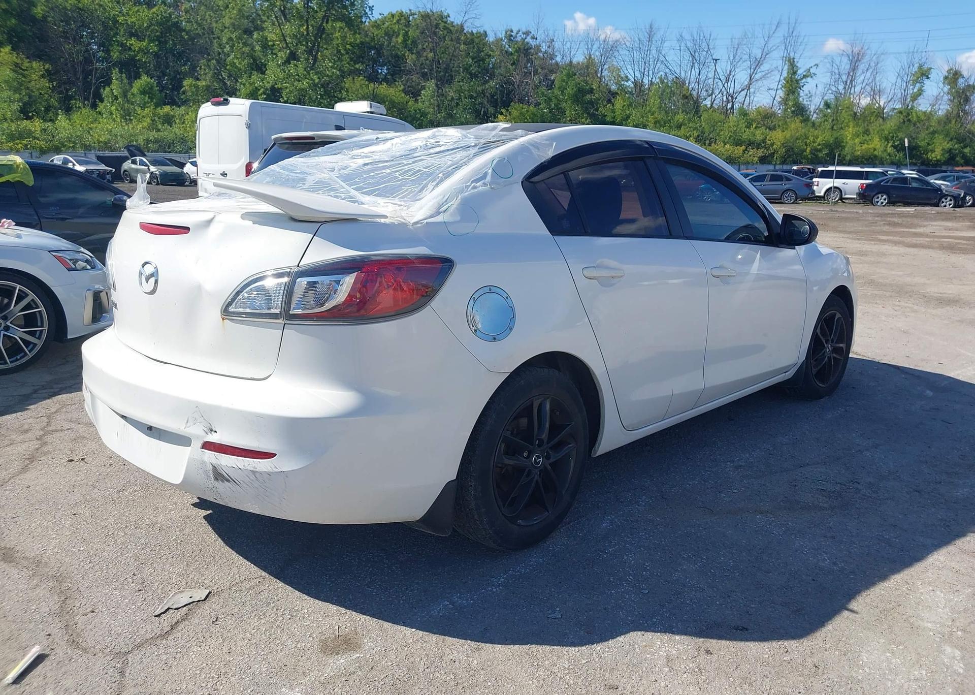 2012 MAZDA MAZDA3