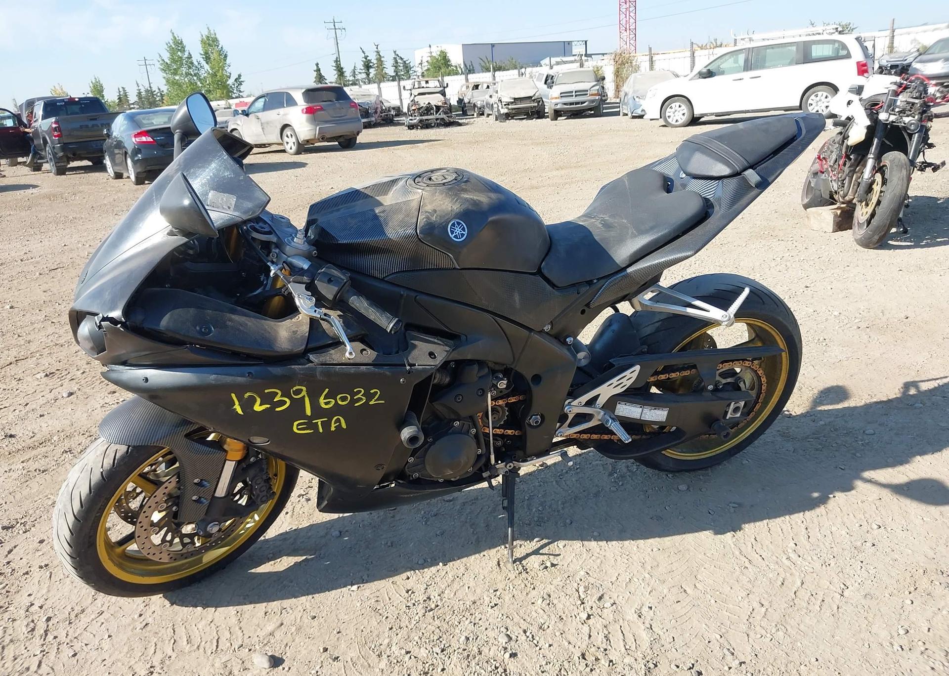 2009 YAMAHA YZFR1
