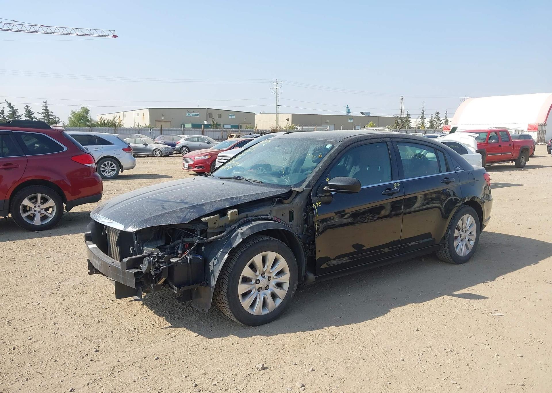 2013 CHRYSLER 200 LX