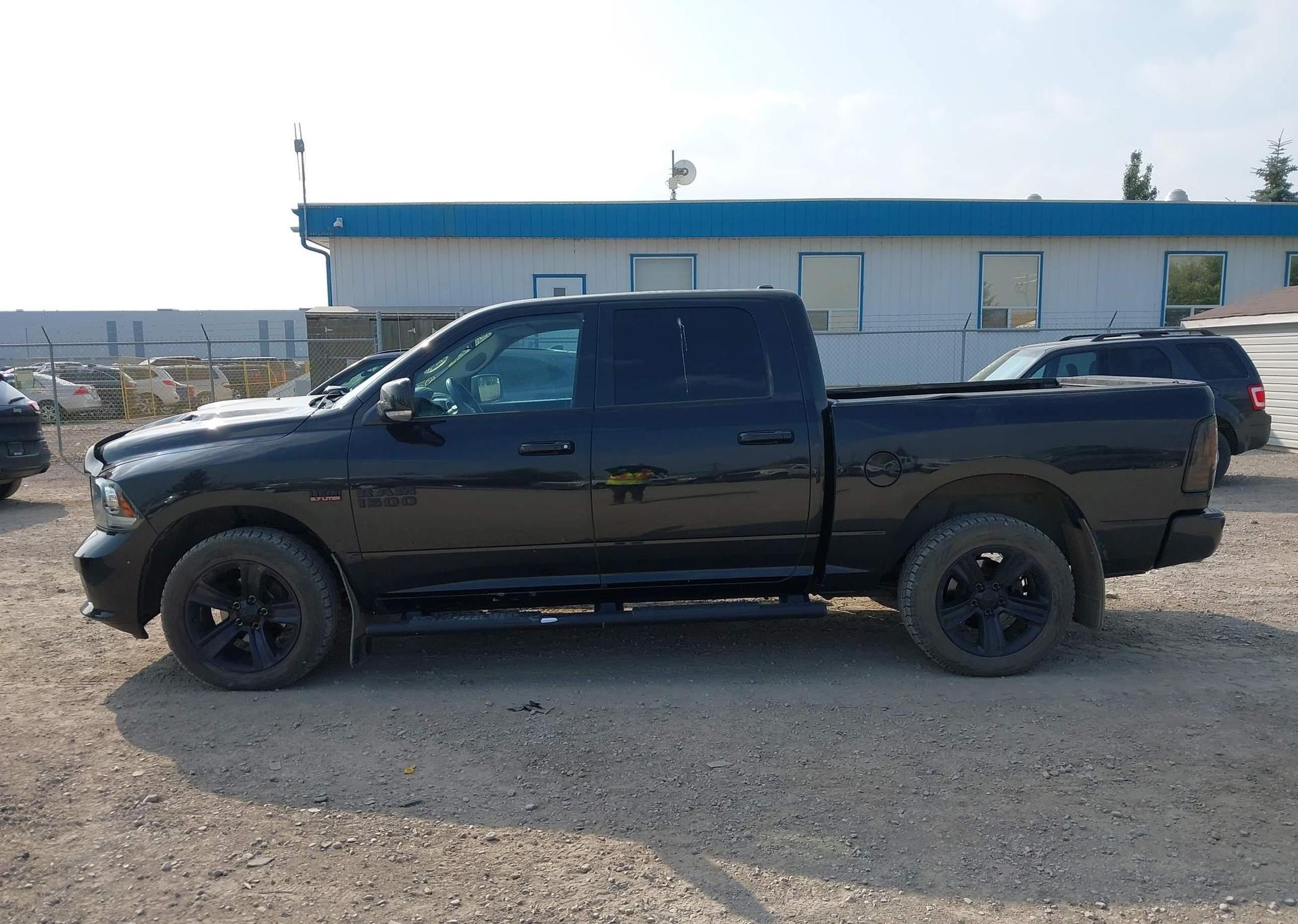 2015 RAM 1500 SPORT
