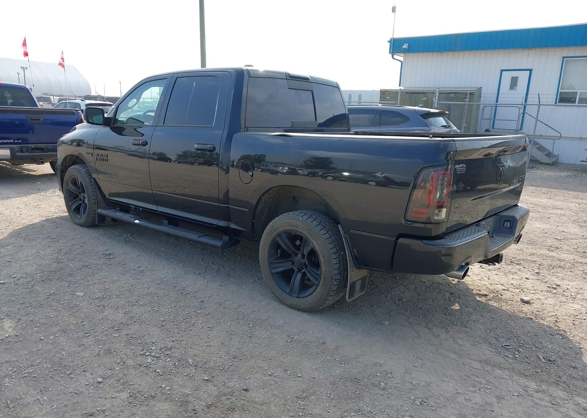2015 RAM 1500 SPORT