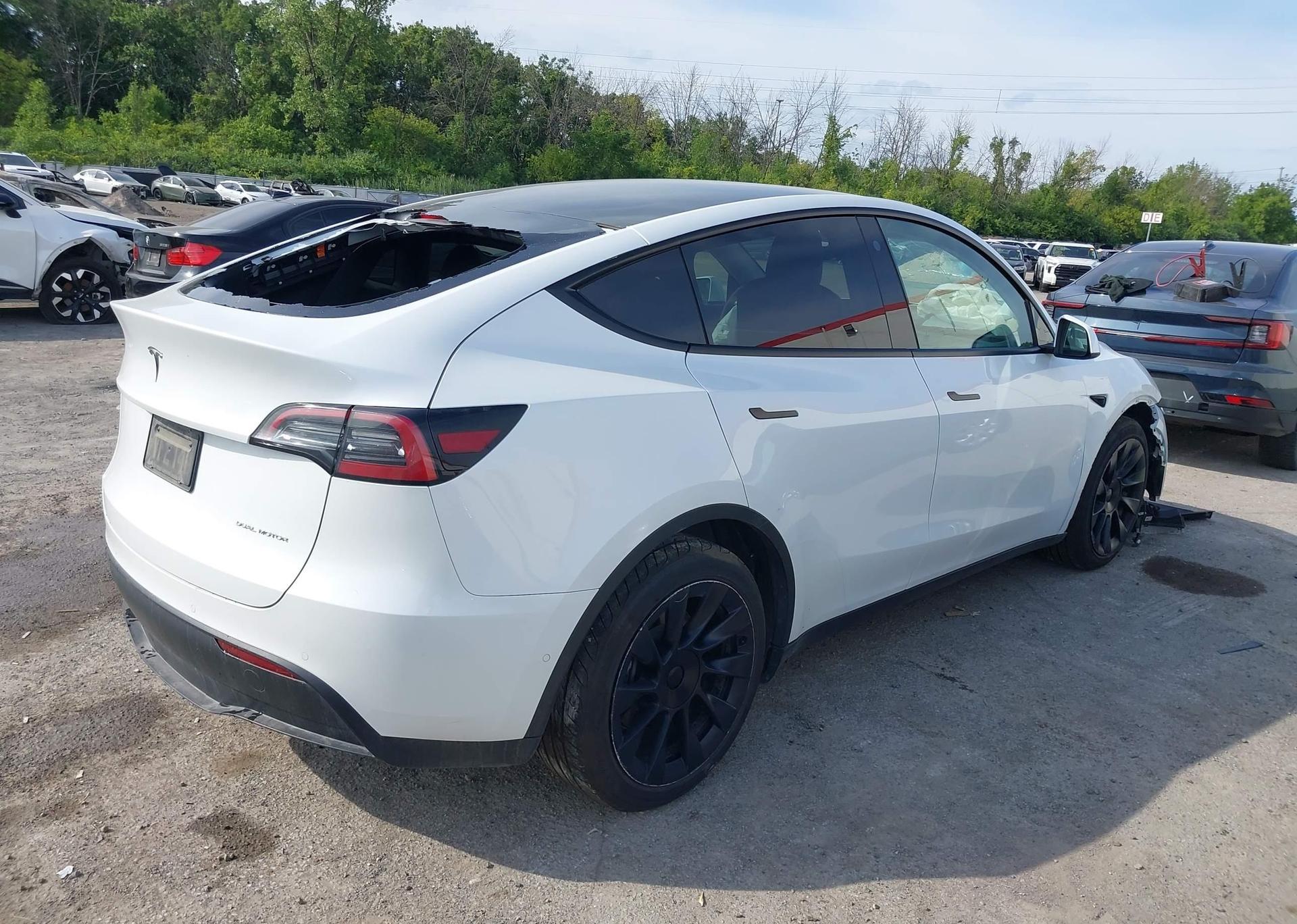 2022 TESLA MODEL Y