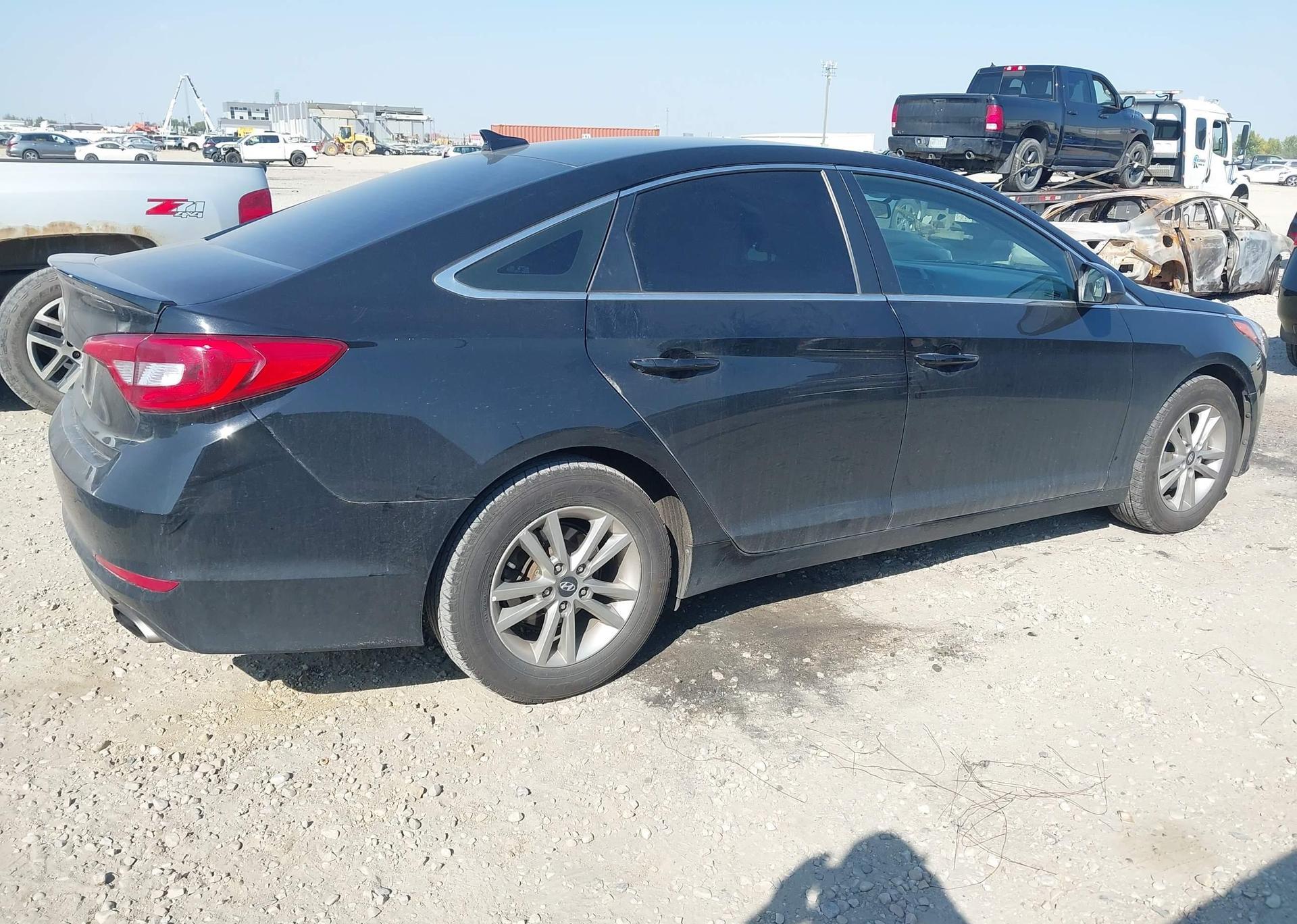 2017 HYUNDAI SONATA GL