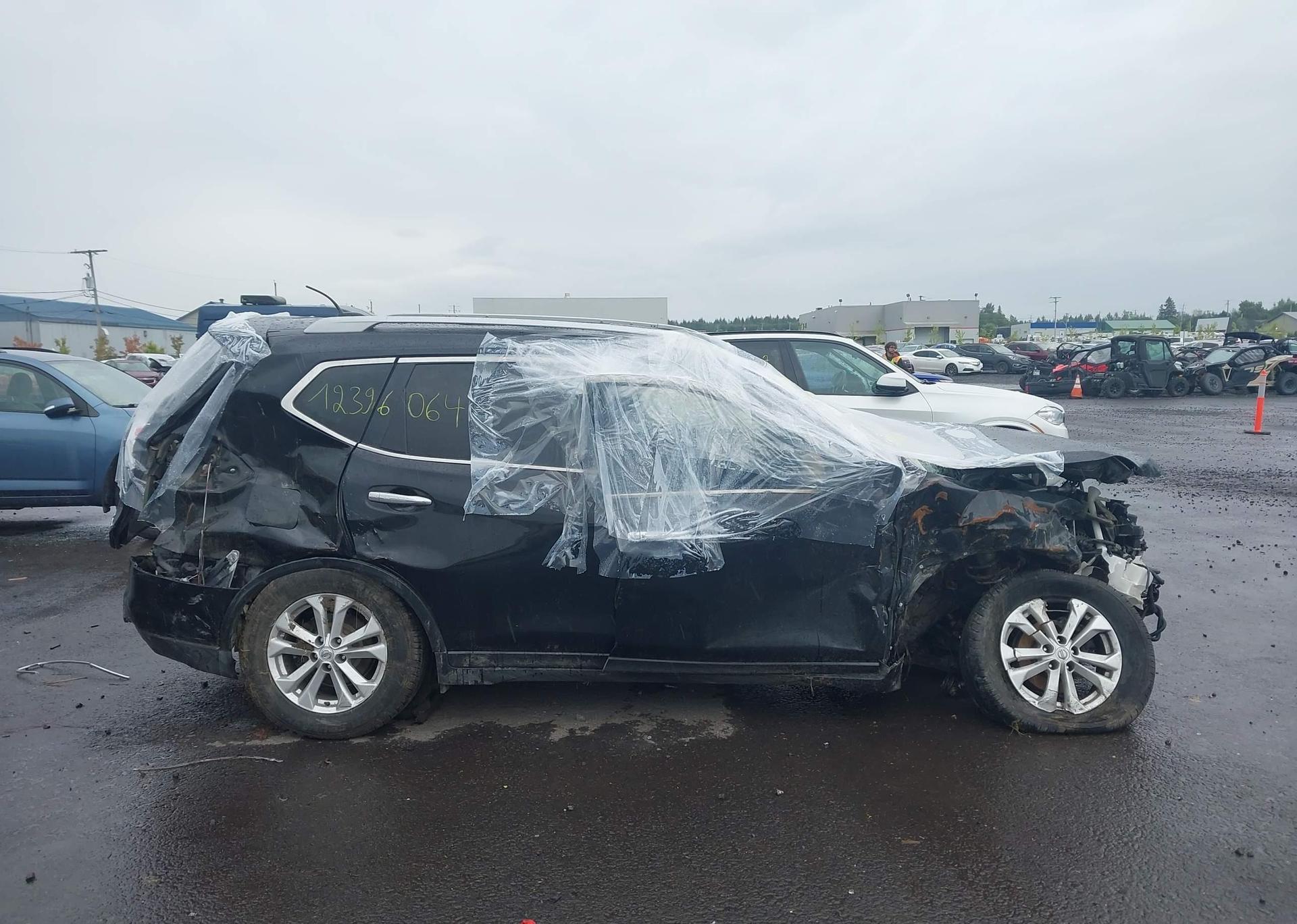 2016 NISSAN ROGUE S