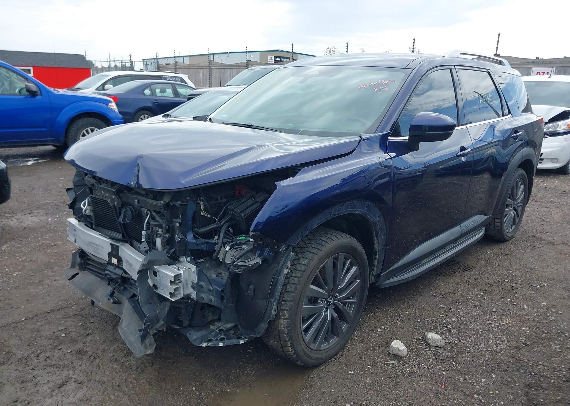 2022 NISSAN pathfinder sl