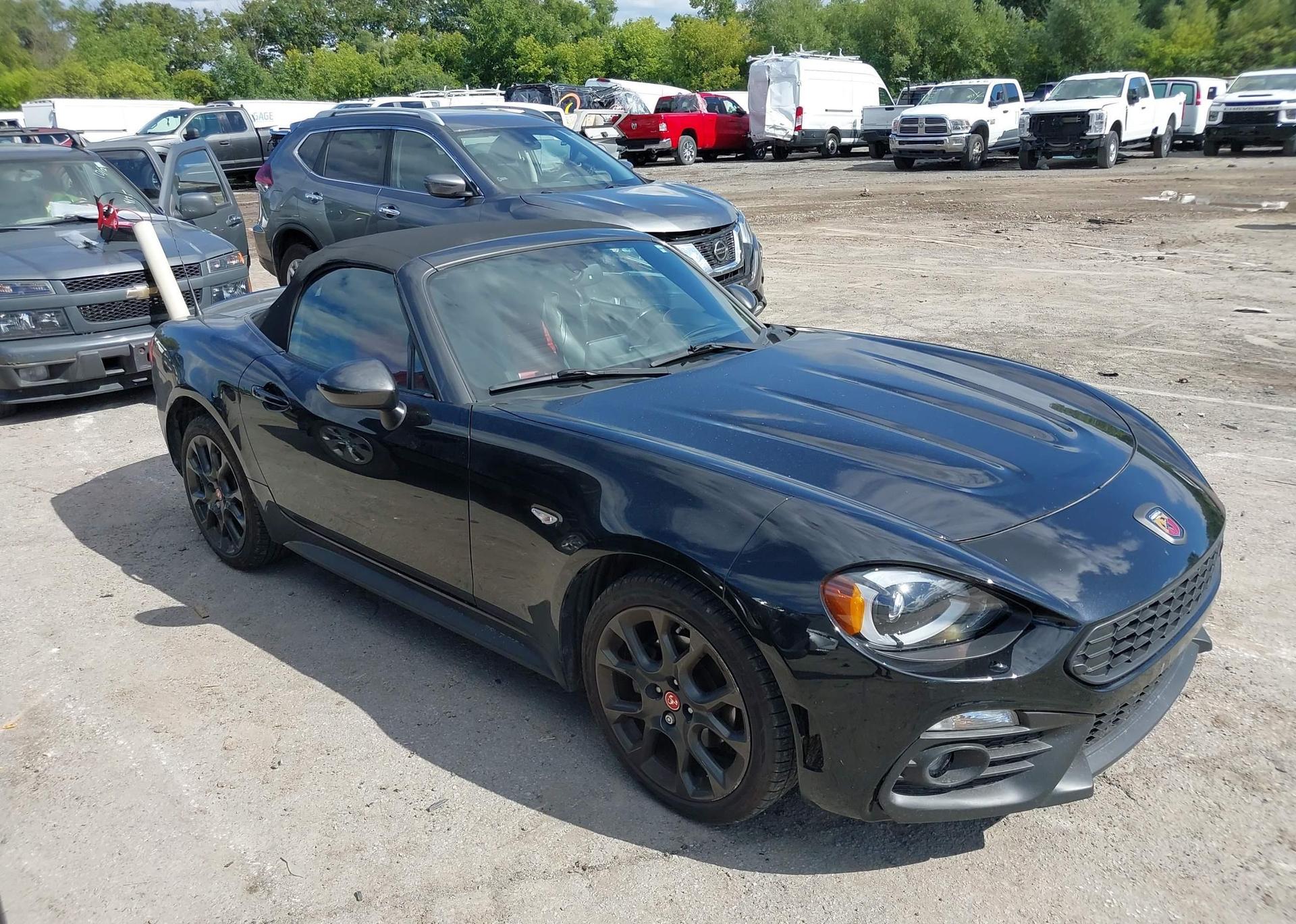 2017 FIAT 124 SPIDER CLASSICA