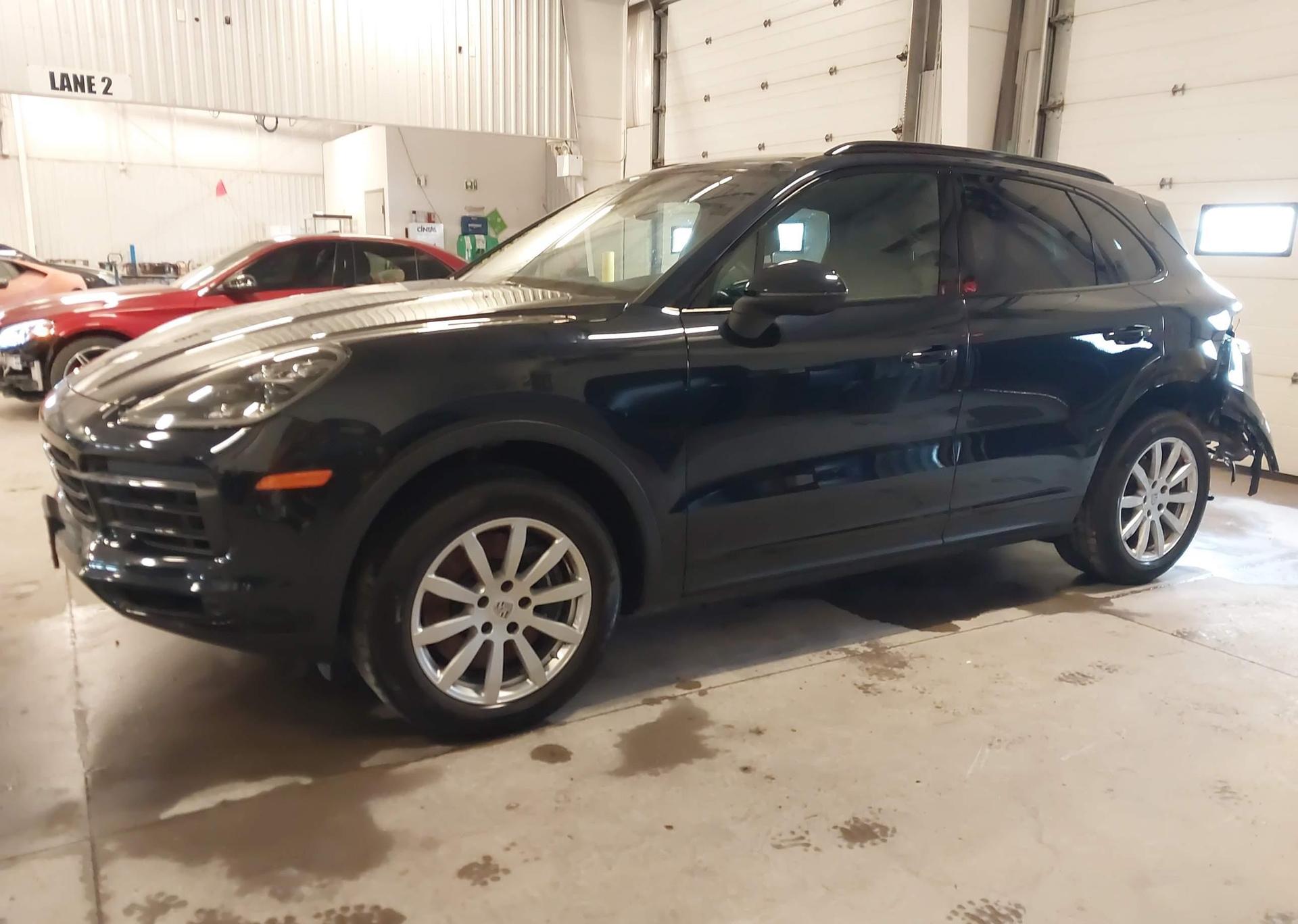 2021 PORSCHE CAYENNE