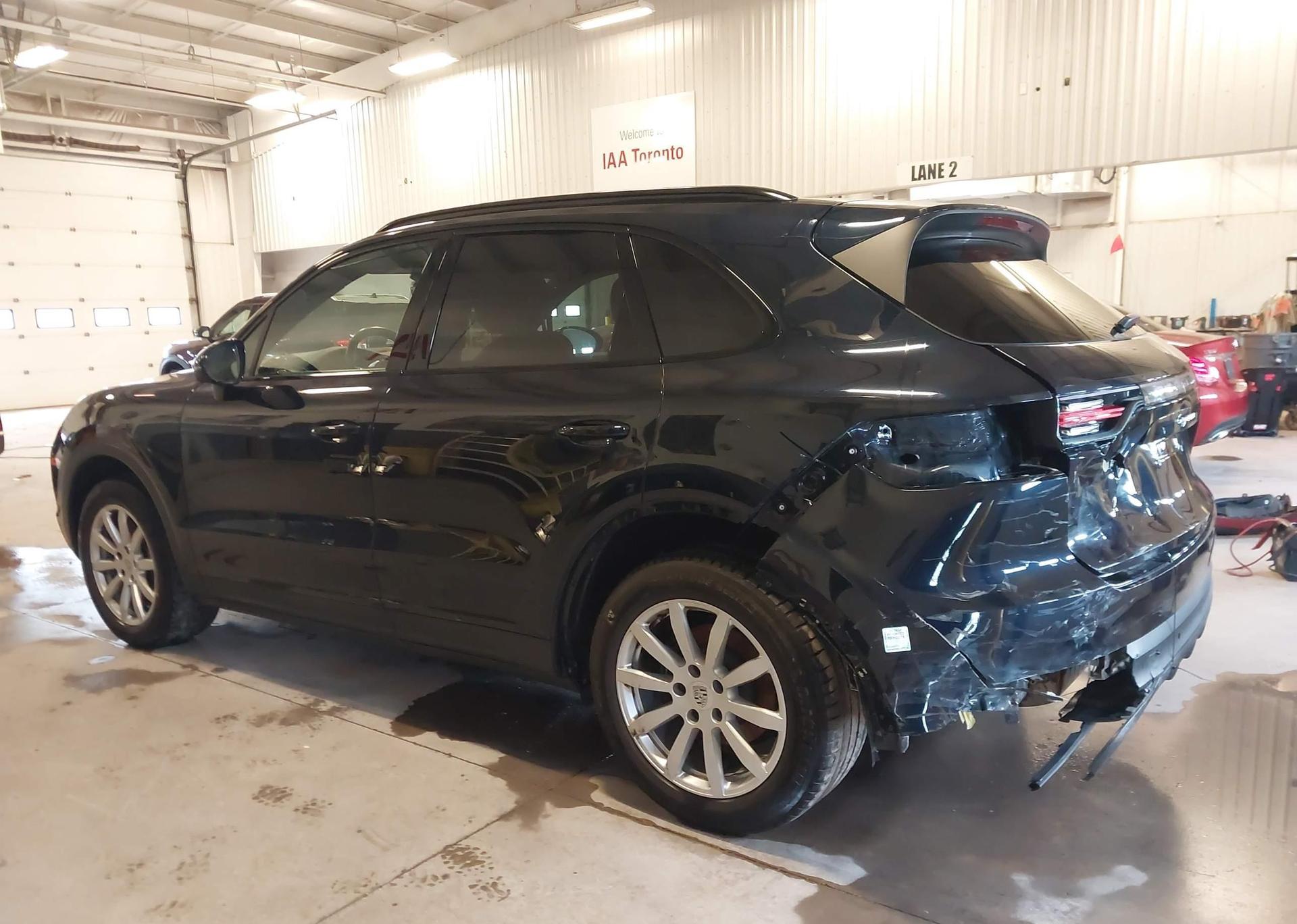2021 PORSCHE CAYENNE