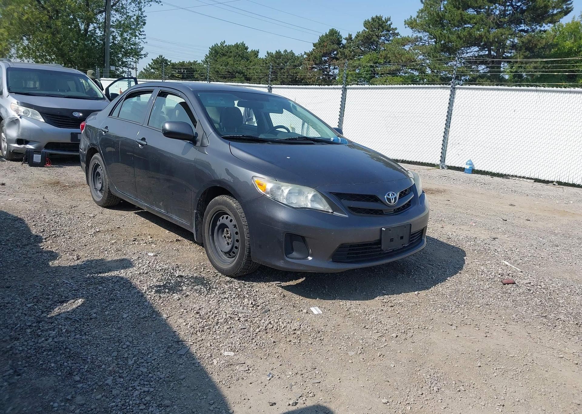2013 TOYOTA COROLLA