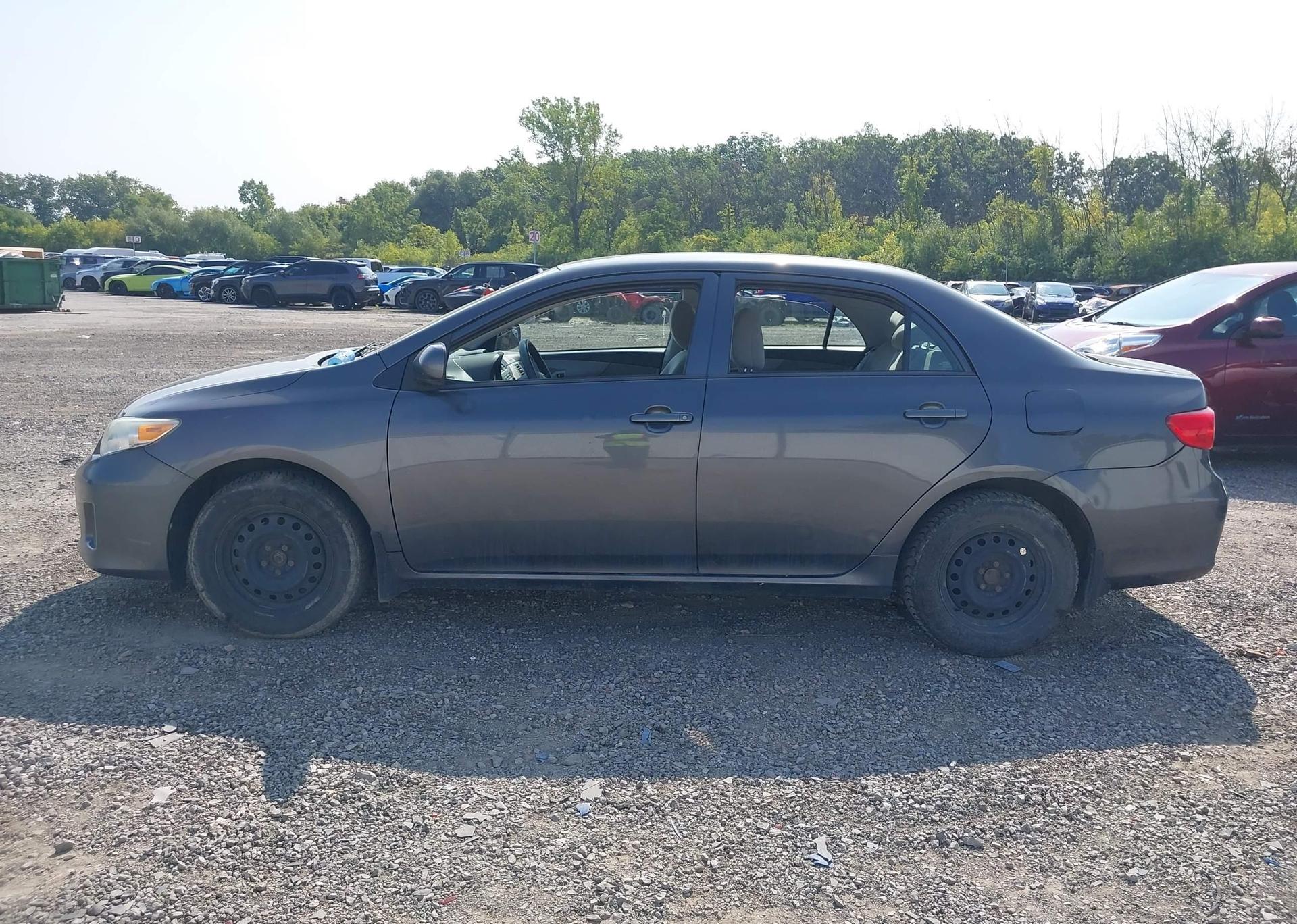 2013 TOYOTA COROLLA