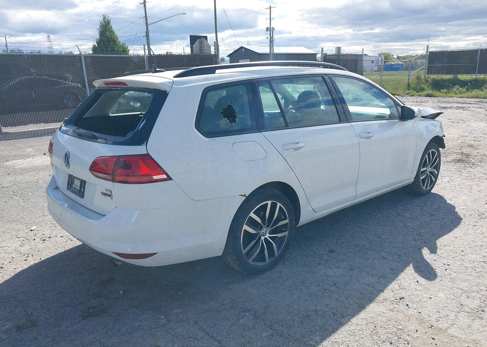 2017 VOLKSWAGEN GOLF SPORTWAGEN 1.8 TSI COMFORTLINE