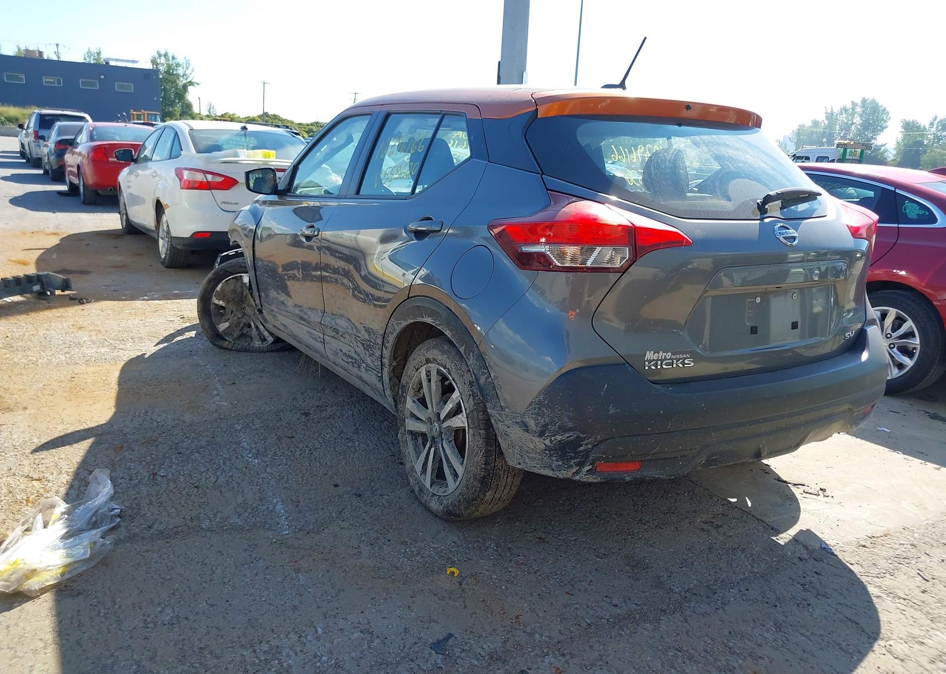 2019 NISSAN KICKS S