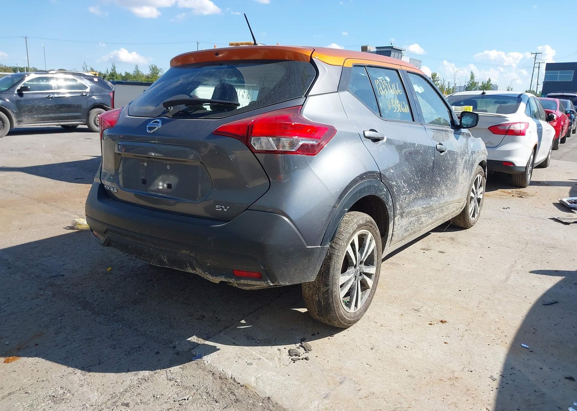 2019 NISSAN KICKS S
