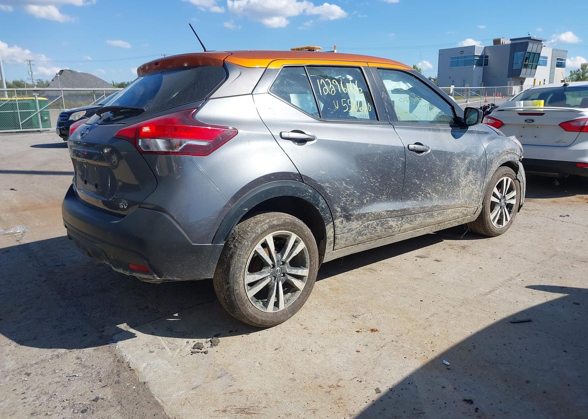 2019 NISSAN KICKS S