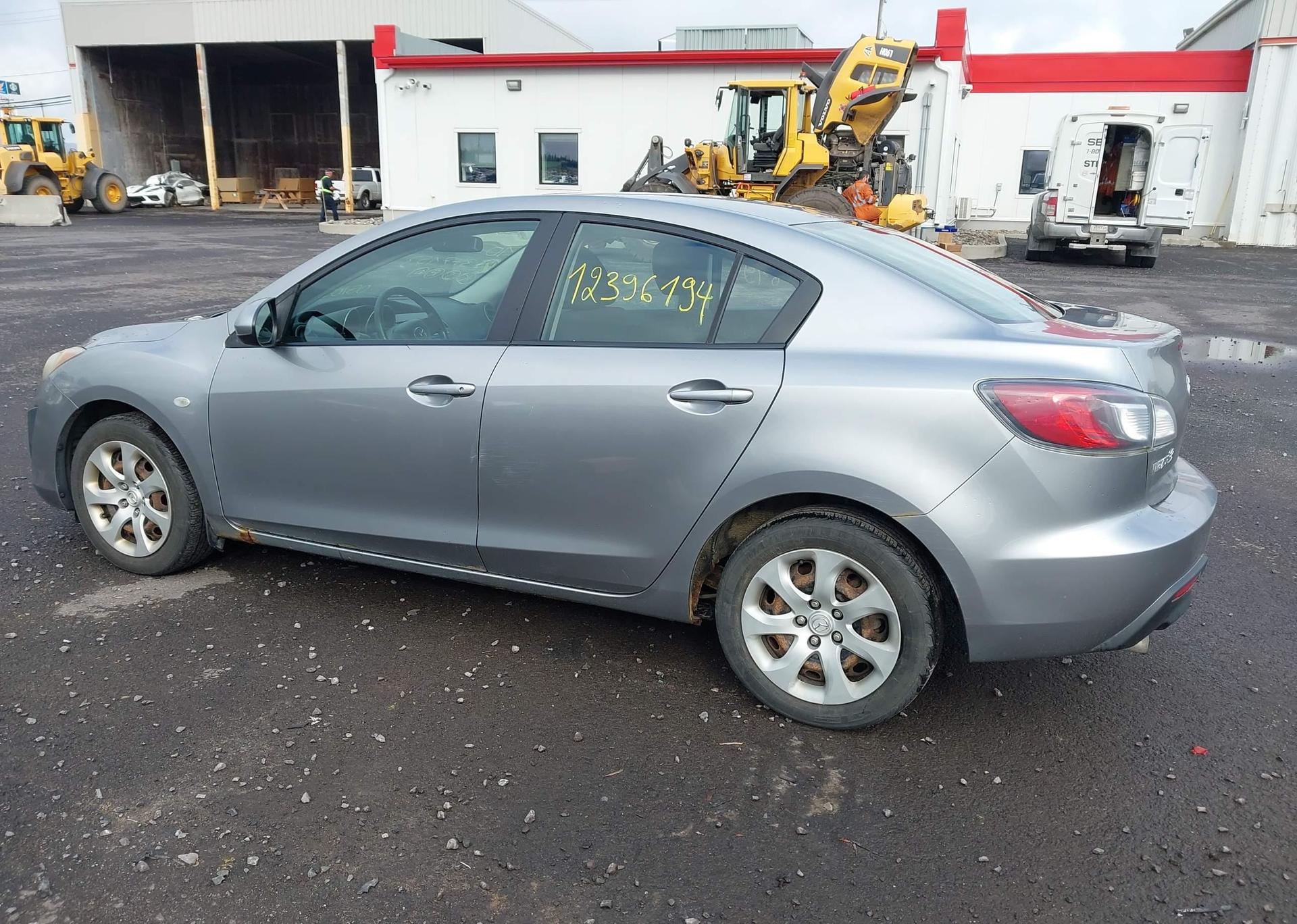 2010 MAZDA MAZDA3 GS