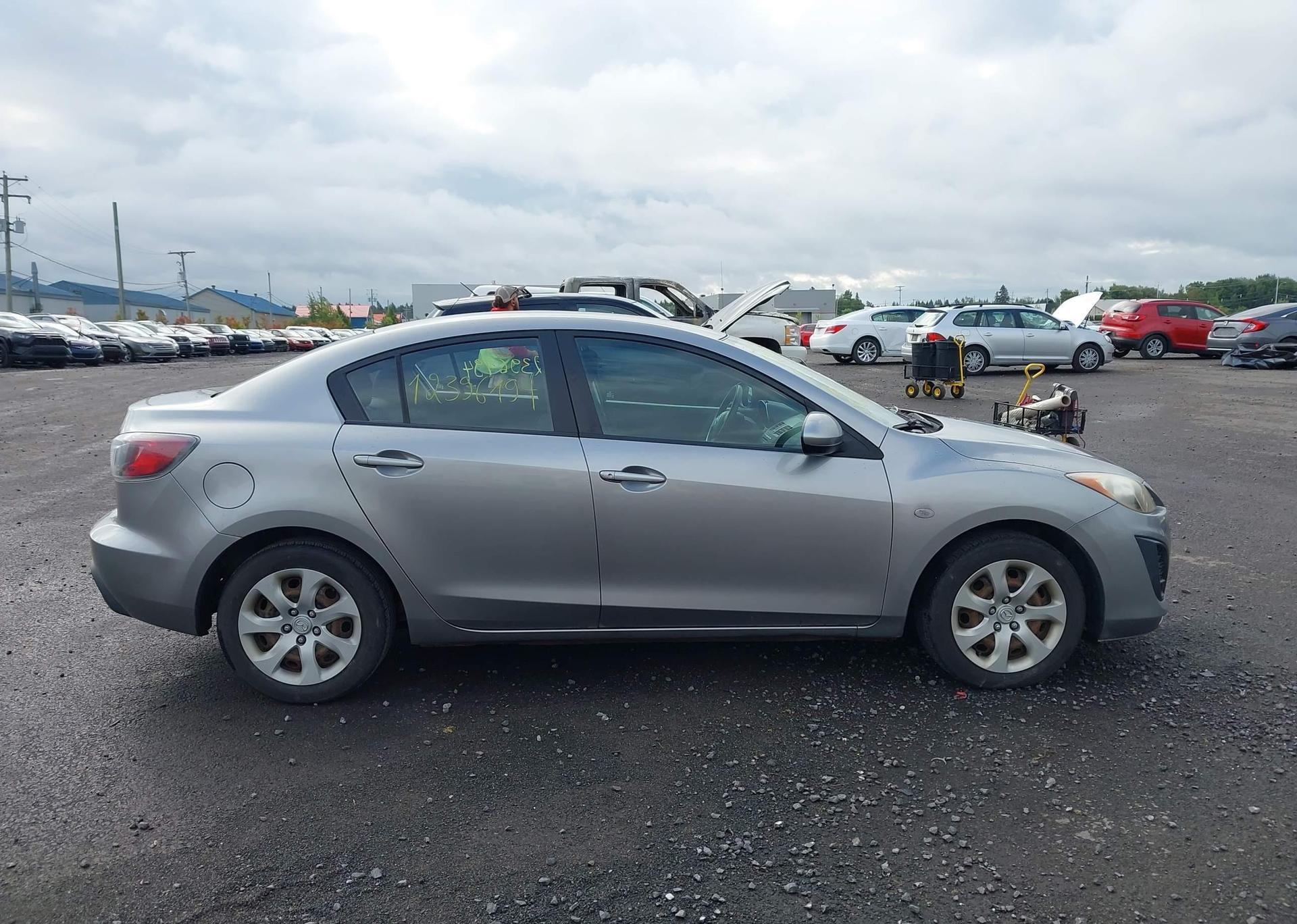 2010 MAZDA MAZDA3 GS