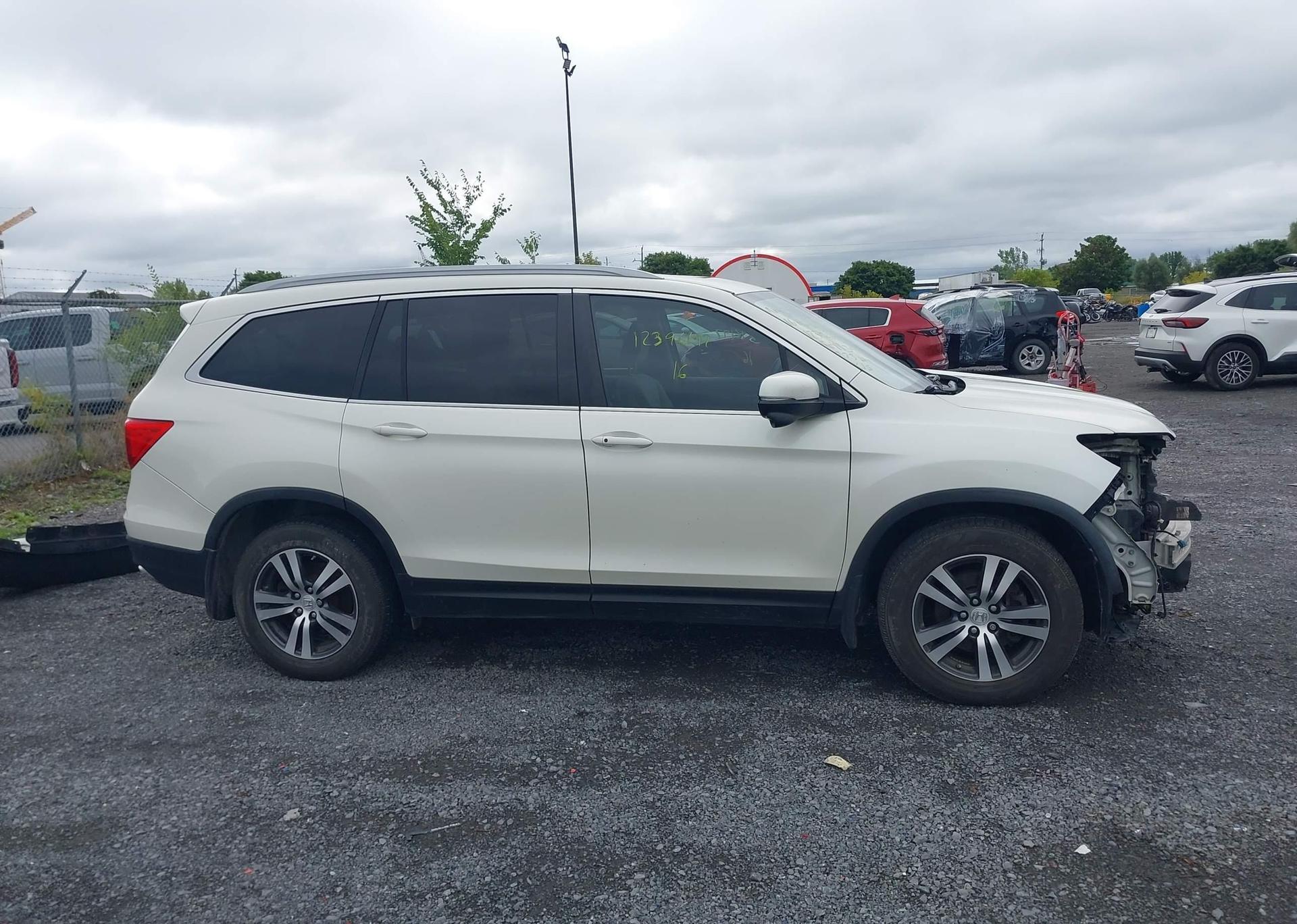 2016 HONDA PILOT EX