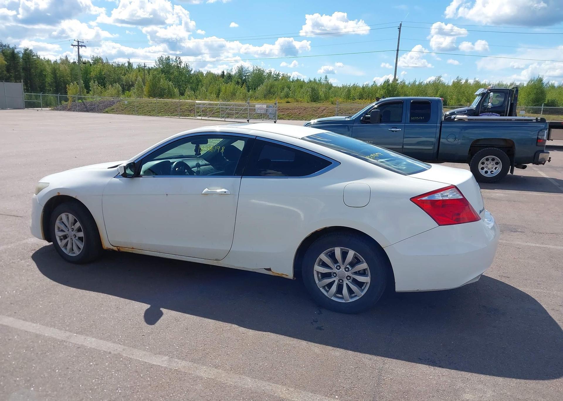 2010 HONDA ACCORD EX