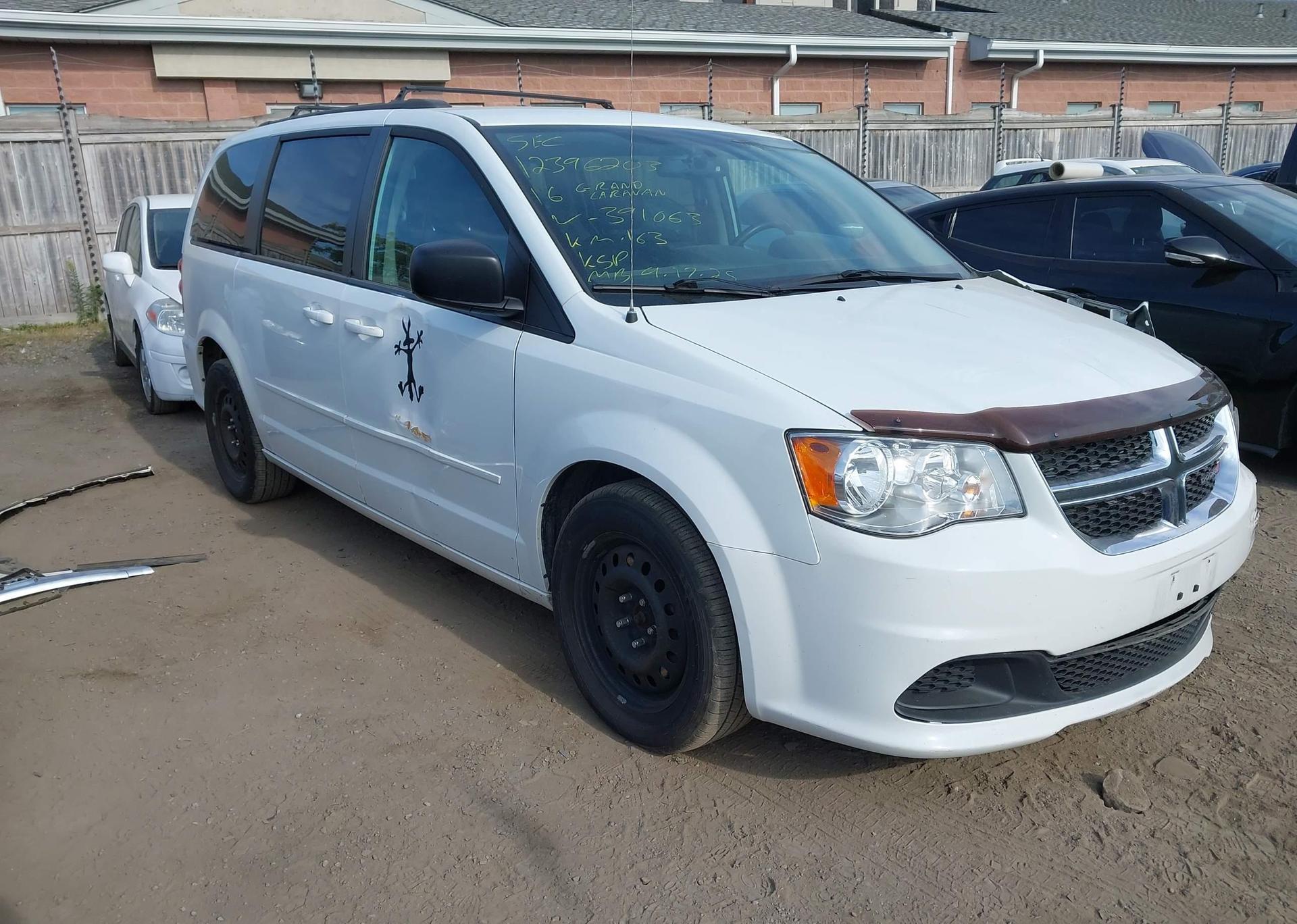 2016 DODGE GRAND CARAVAN SE
