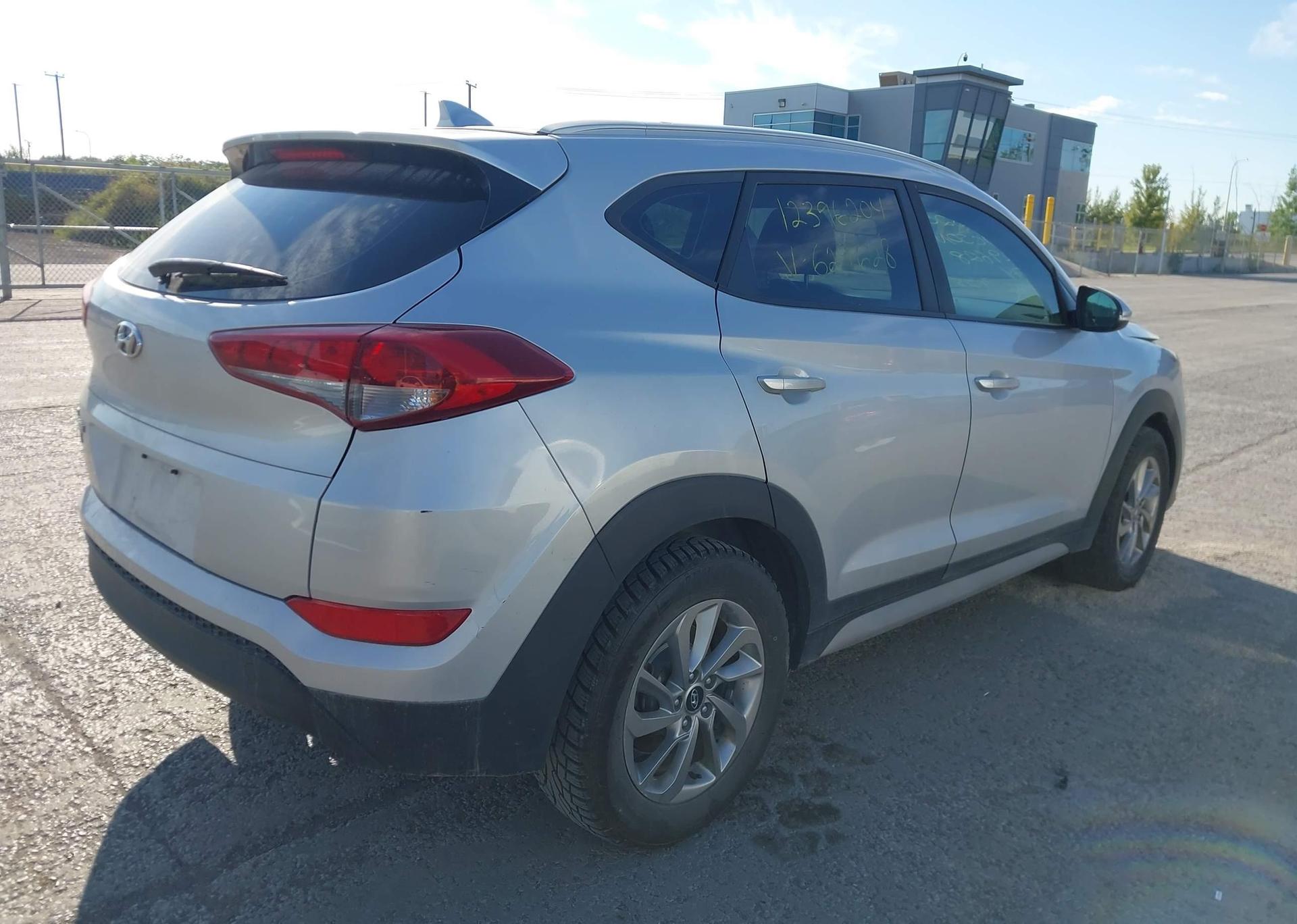 2018 HYUNDAI TUCSON PREMIUM 2.0L