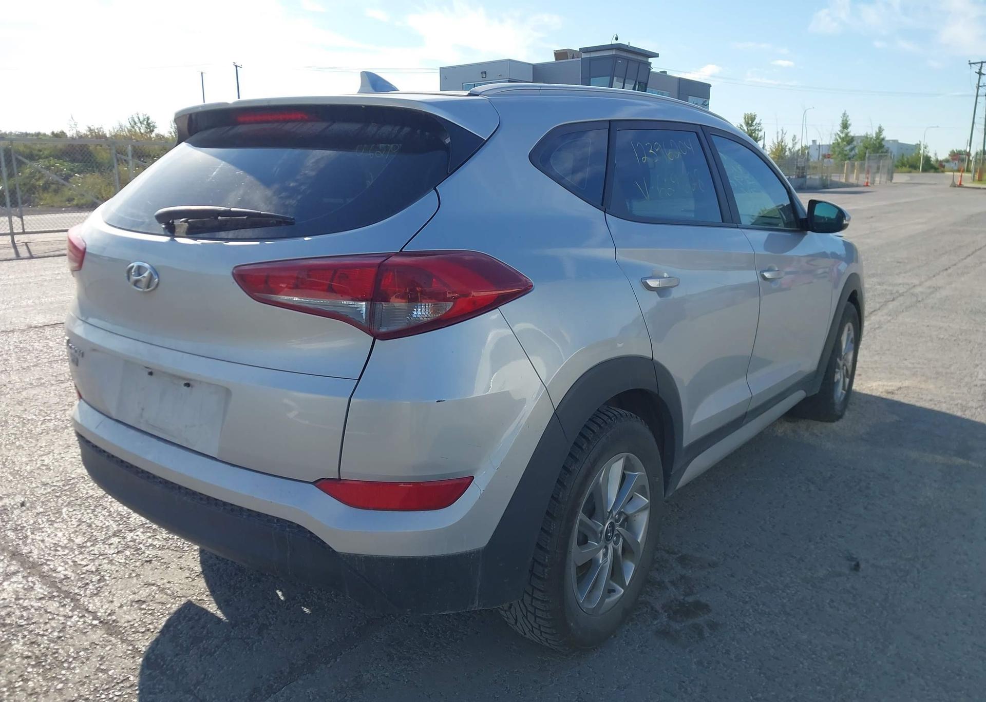 2018 HYUNDAI TUCSON PREMIUM 2.0L