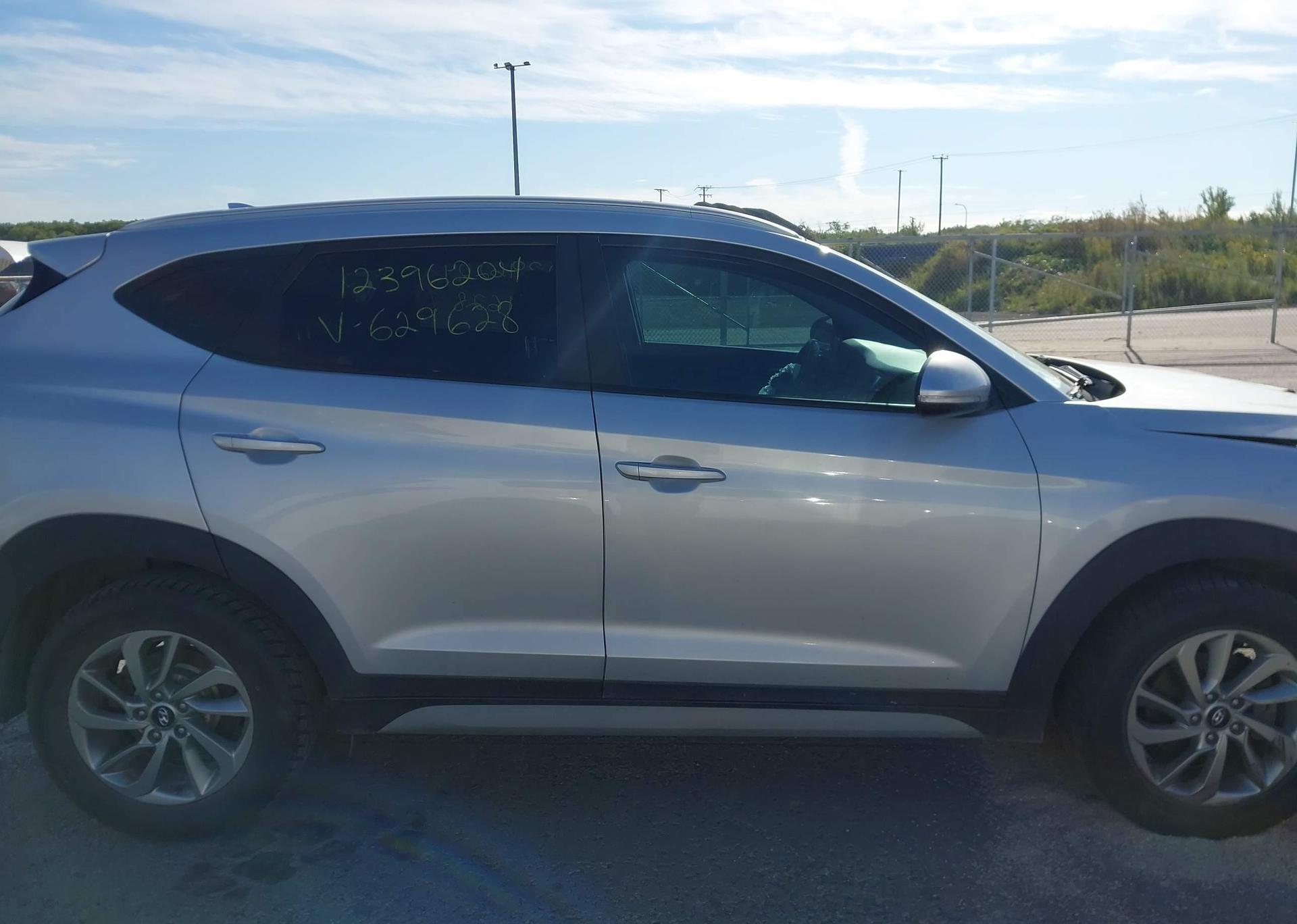 2018 HYUNDAI TUCSON PREMIUM 2.0L