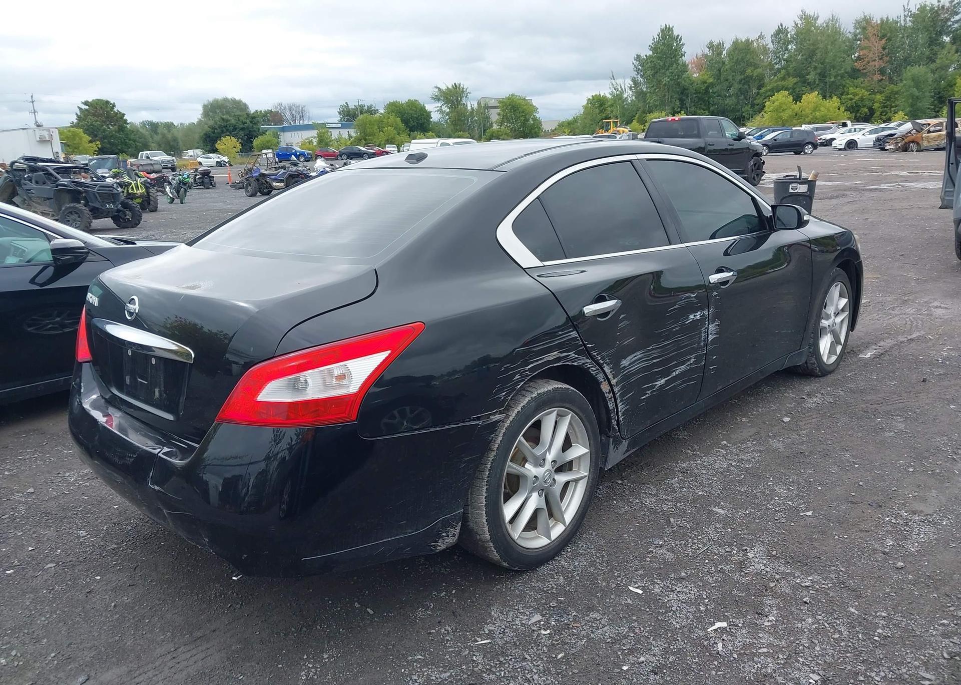 2009 NISSAN MAXIMA