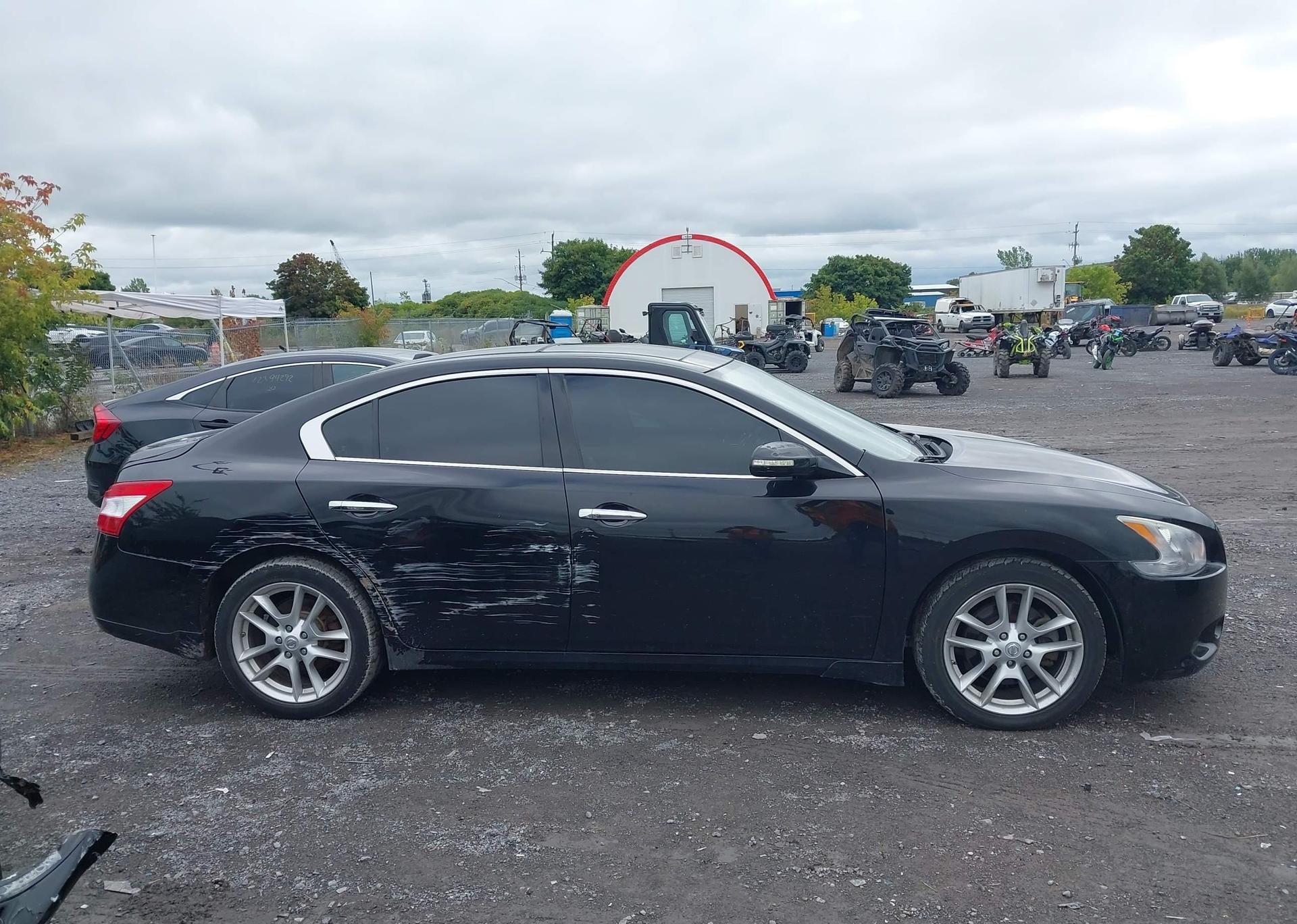 2009 NISSAN MAXIMA