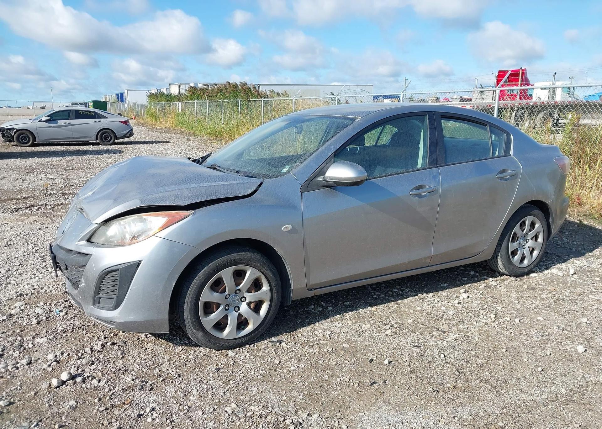 2010 MAZDA 3 I