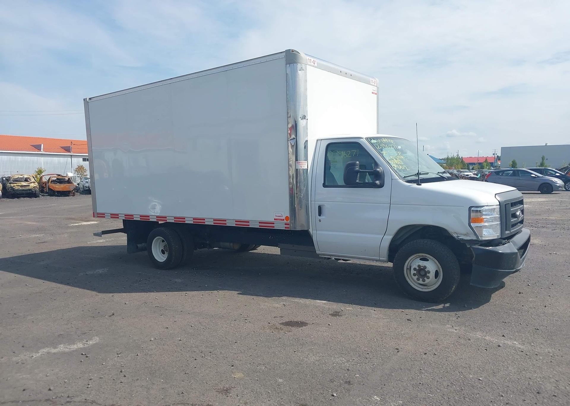 2024 FORD ECONOLINE E450 SUPER DUTY CUTAWAY VAN