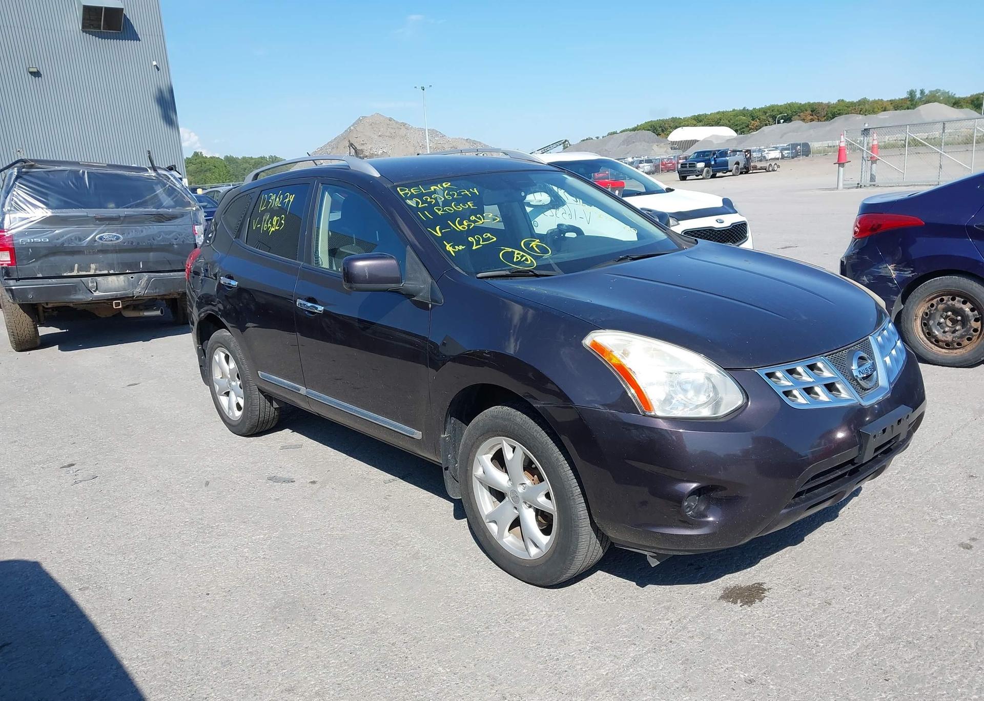 2011 NISSAN ROGUE