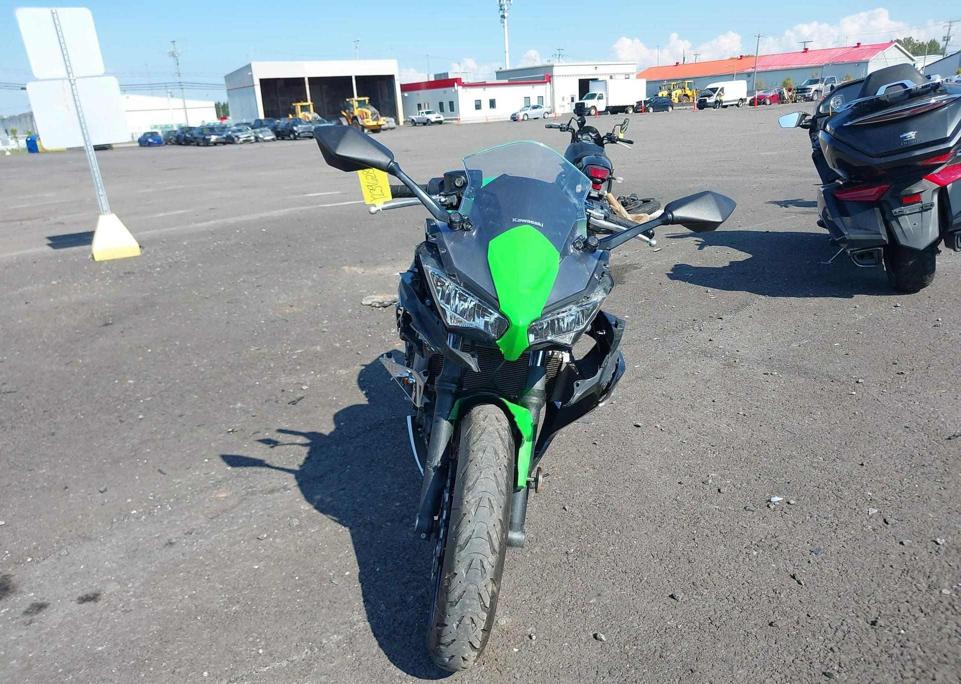 2022 KAWASAKI EX650 M