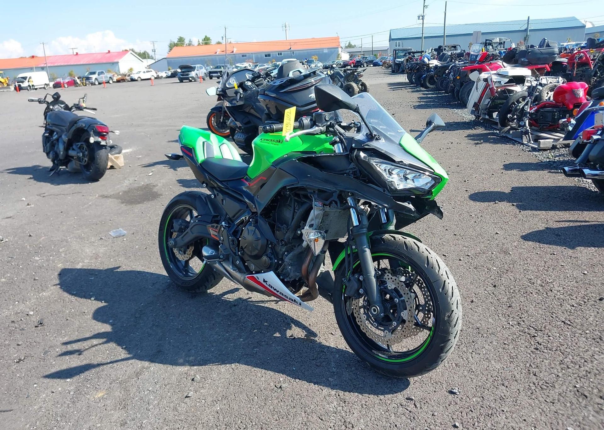 2022 KAWASAKI EX650 M