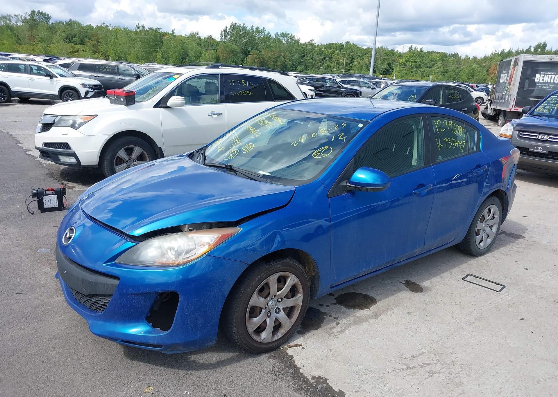 2013 MAZDA 3 I