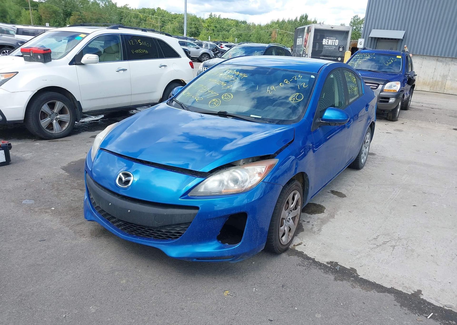 2013 MAZDA 3 I