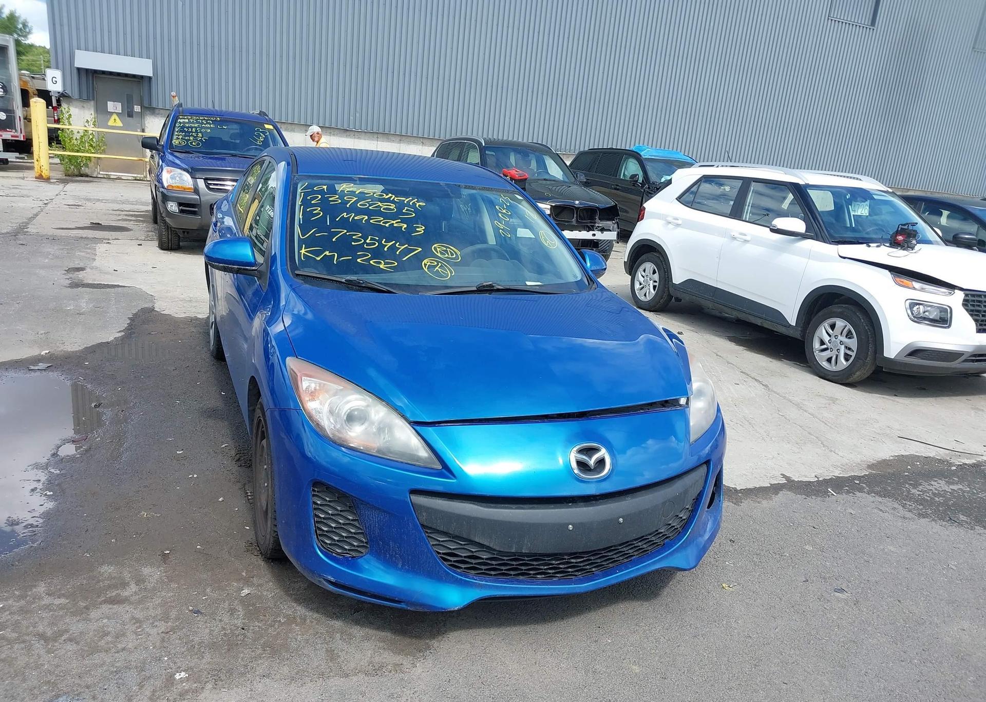 2013 MAZDA 3 I