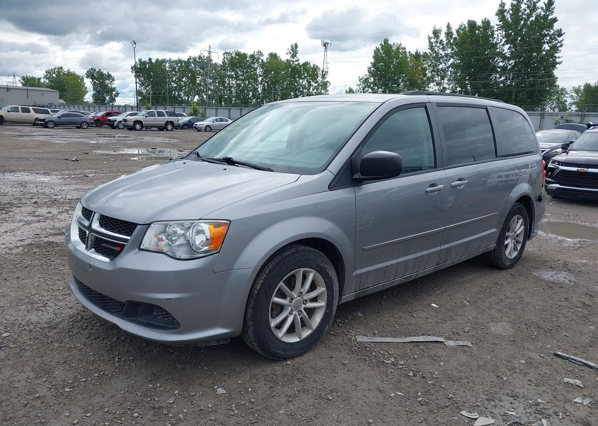 2016 DODGE GRAND CARAVAN SE
