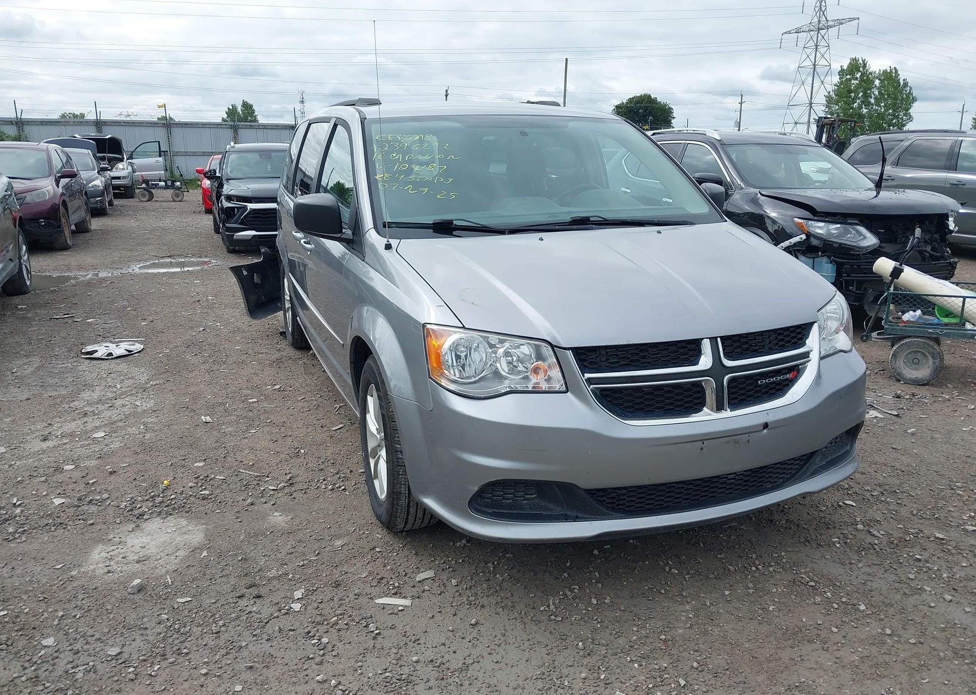 2016 DODGE GRAND CARAVAN SE