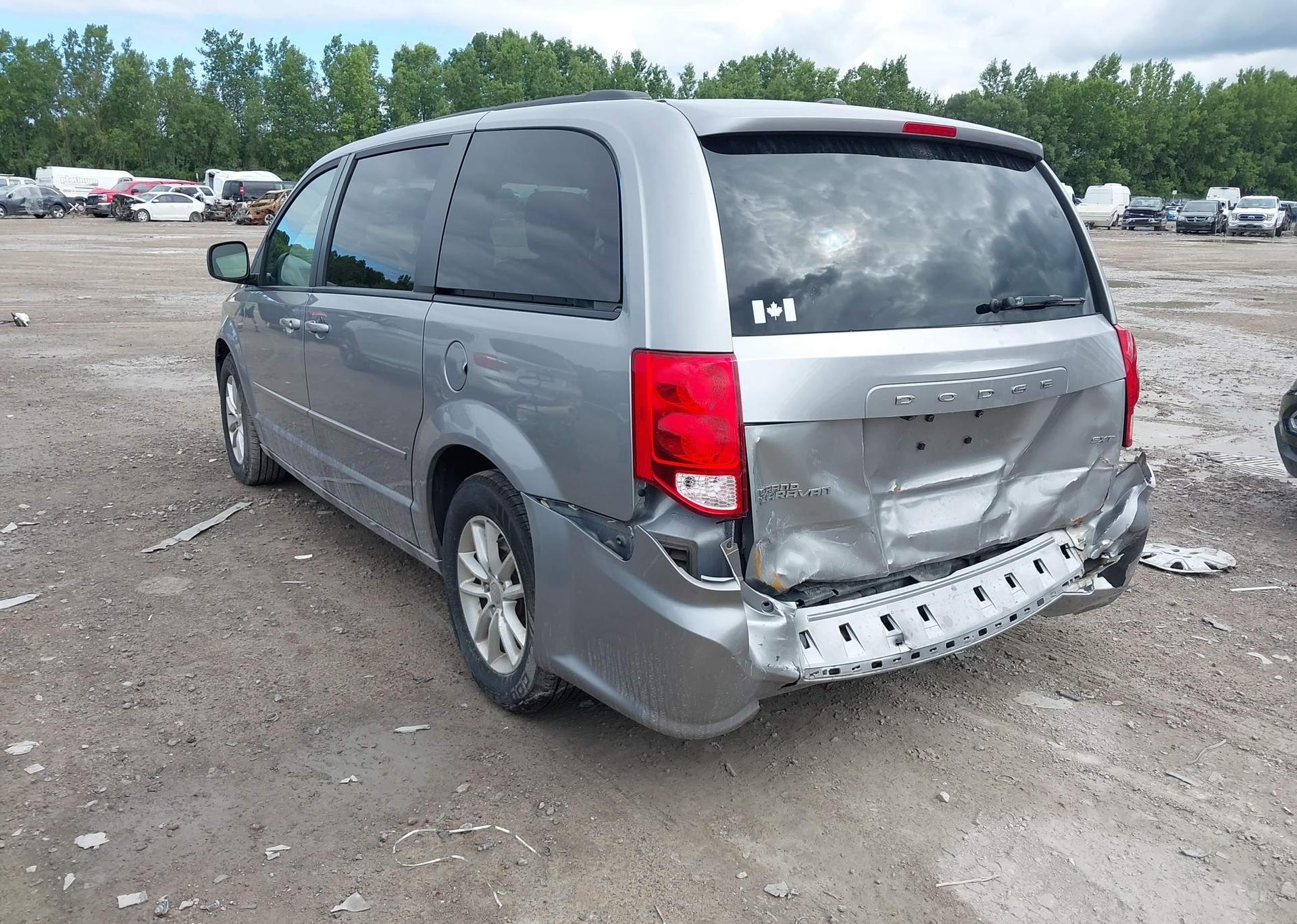 2016 DODGE GRAND CARAVAN SE