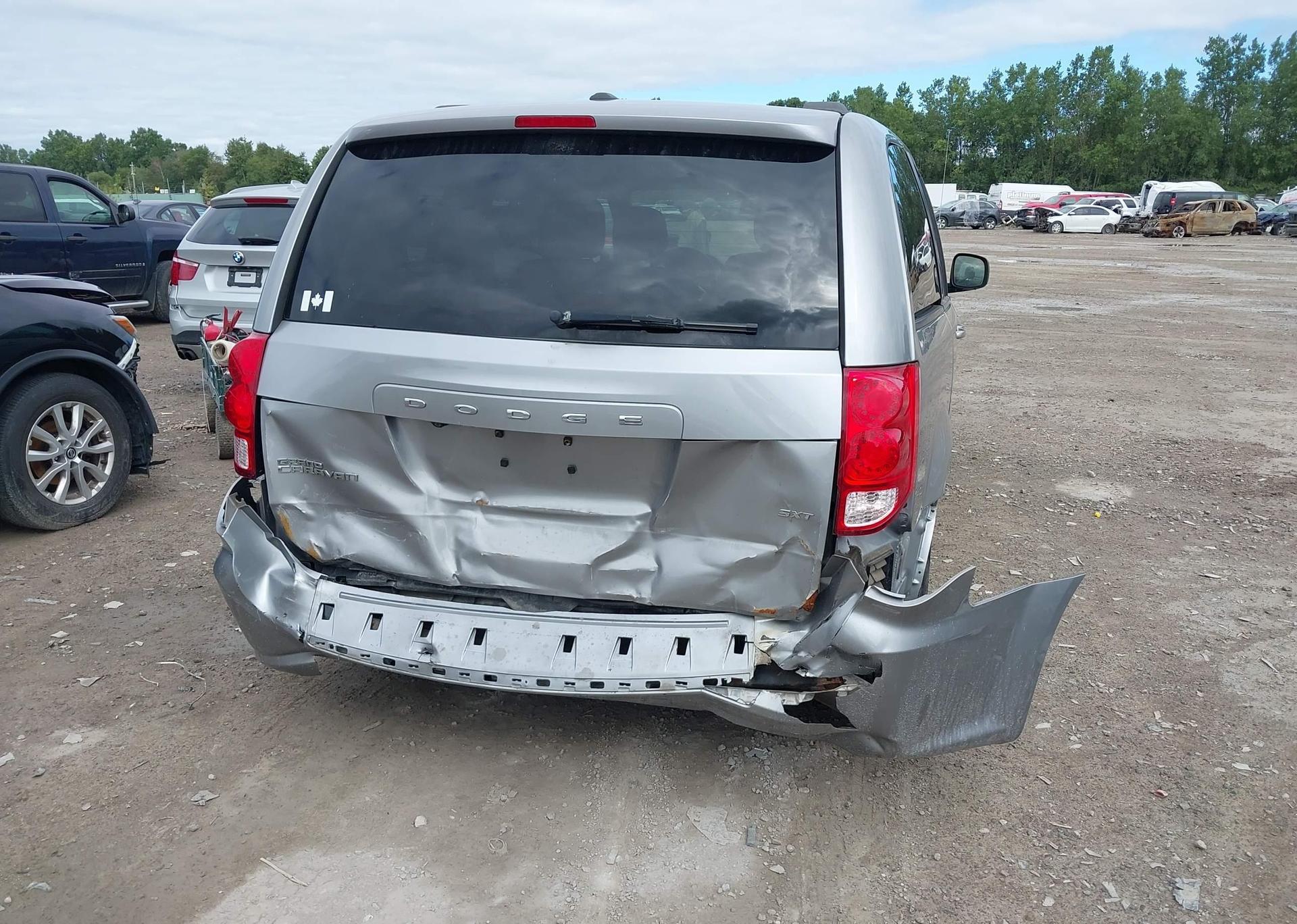 2016 DODGE GRAND CARAVAN SE
