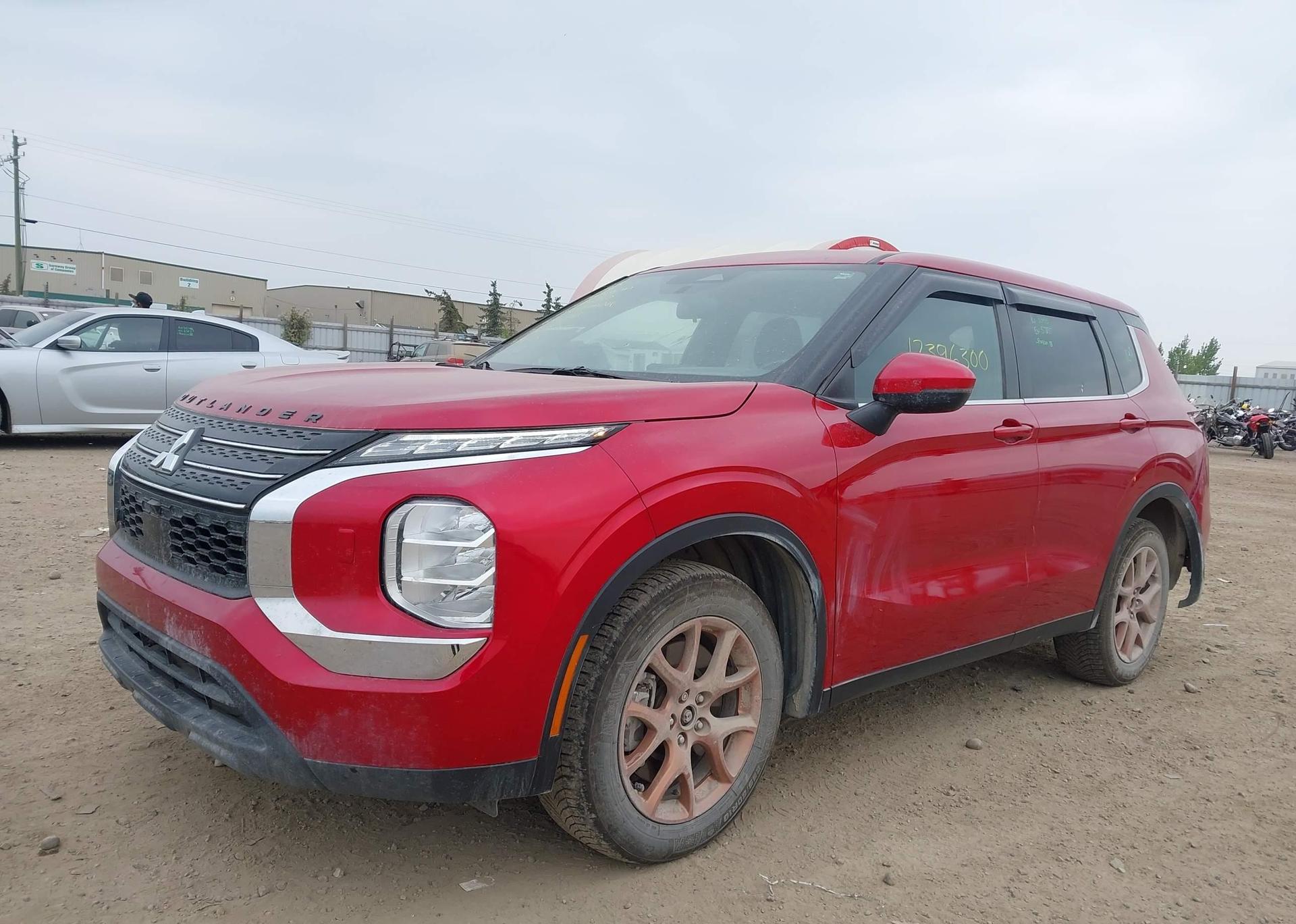 2023 MITSUBISHI OUTLANDER ES