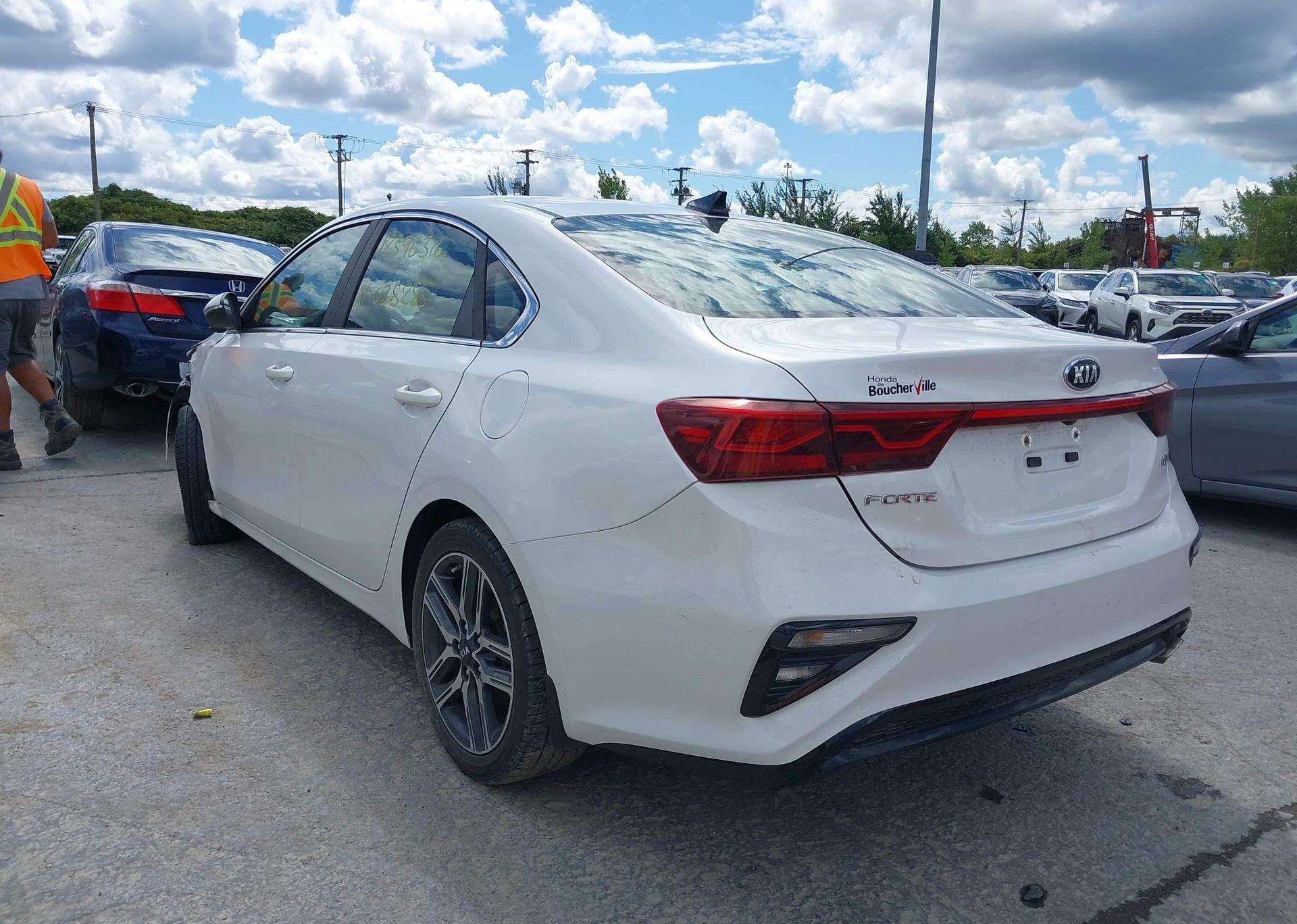 2019 KIA FORTE EX