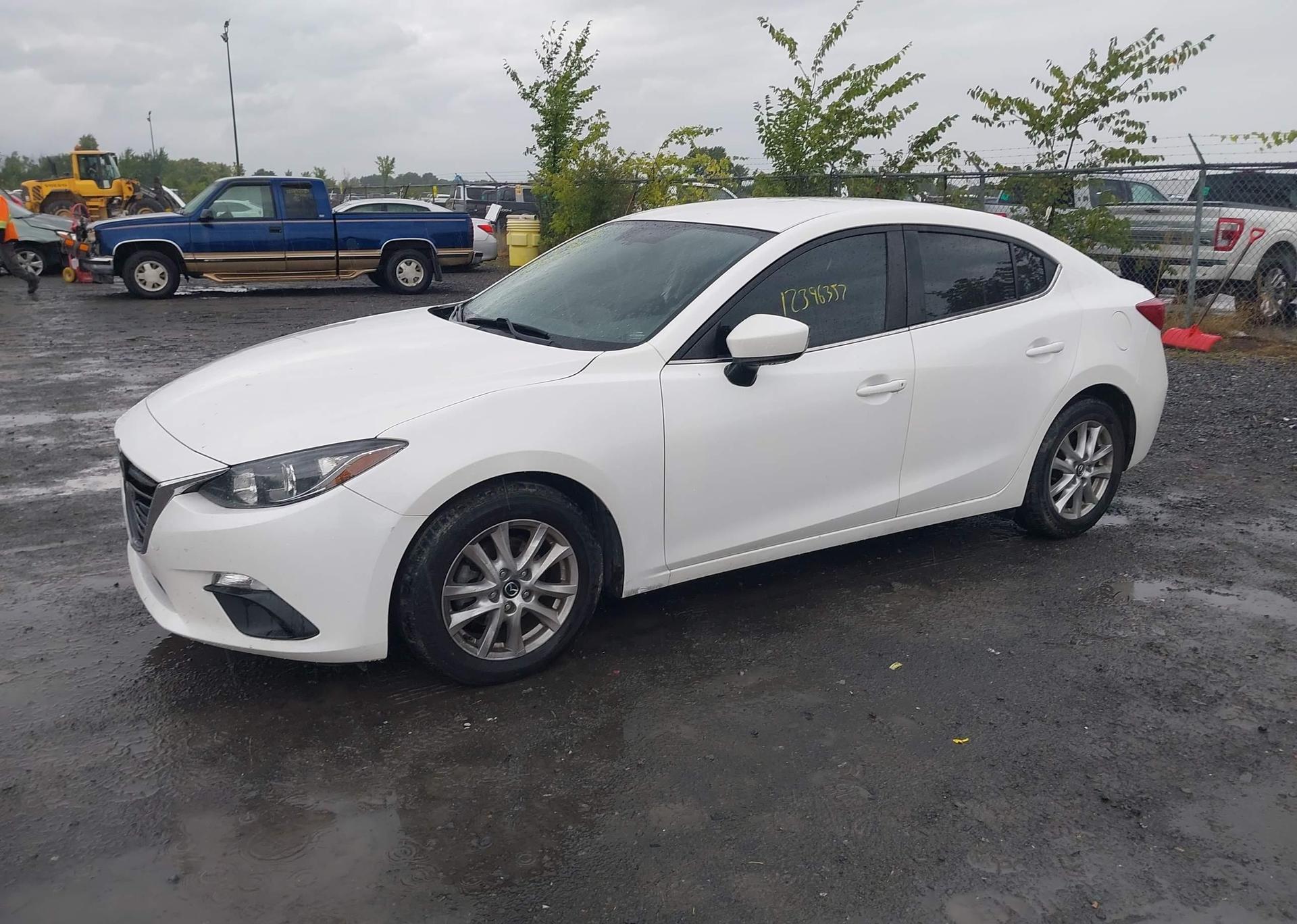 2015 MAZDA 3 TOURING
